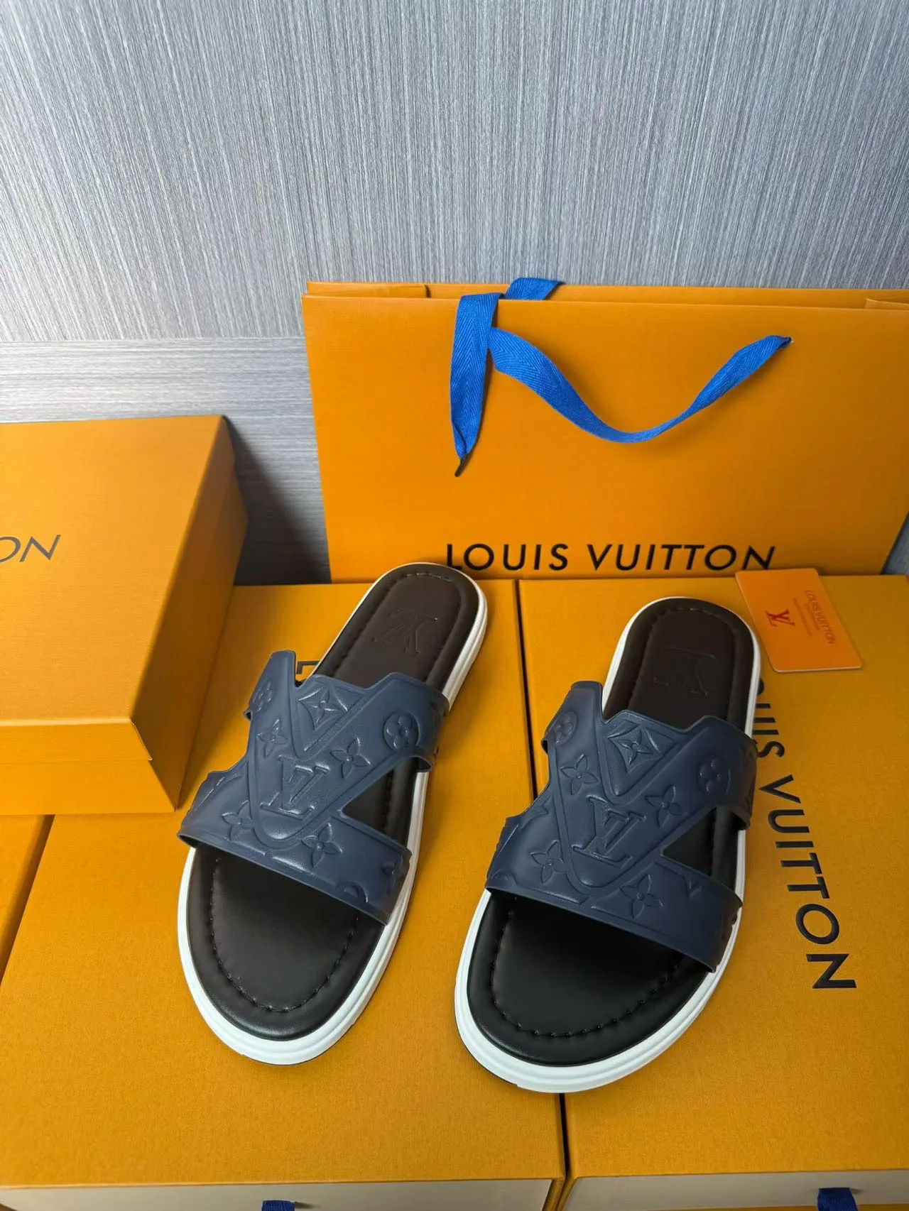 Шлепанцы Мужские Louis Vuitton 1310633