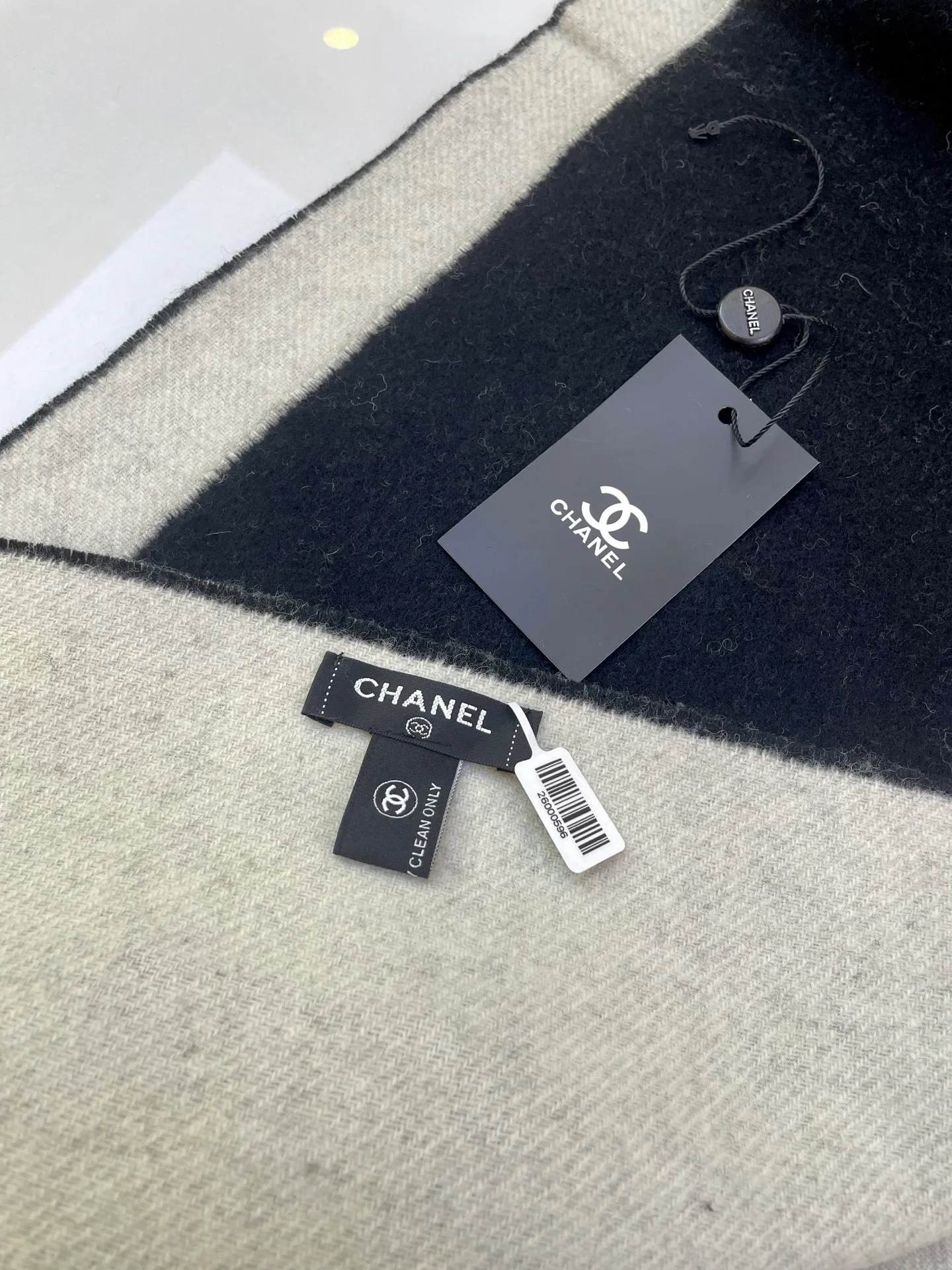 Шарфы Chanel 210213