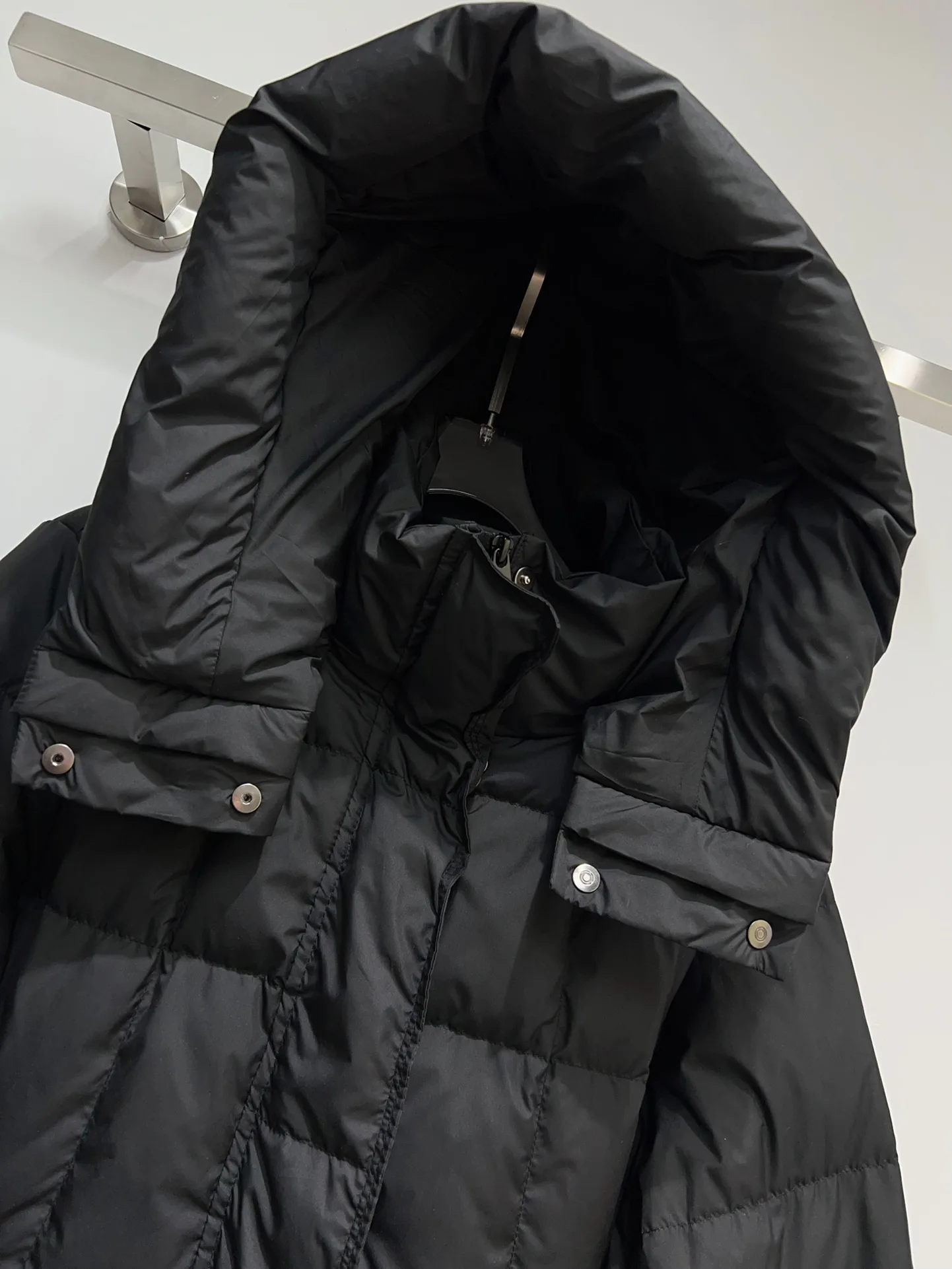 Куртки И Пуховики Женские Prada 1634301