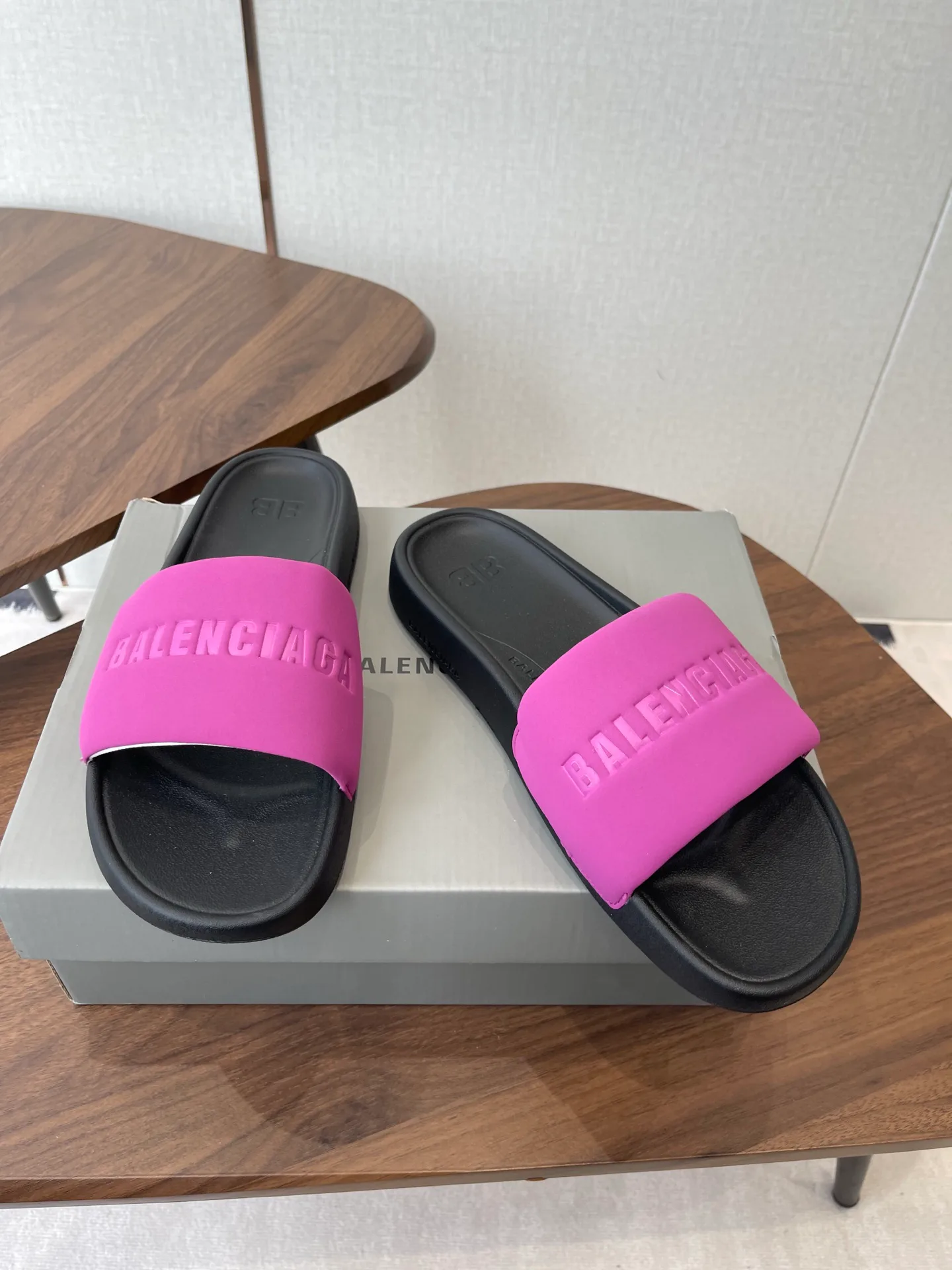 Шлепанцы Женские Balenciaga 11227412