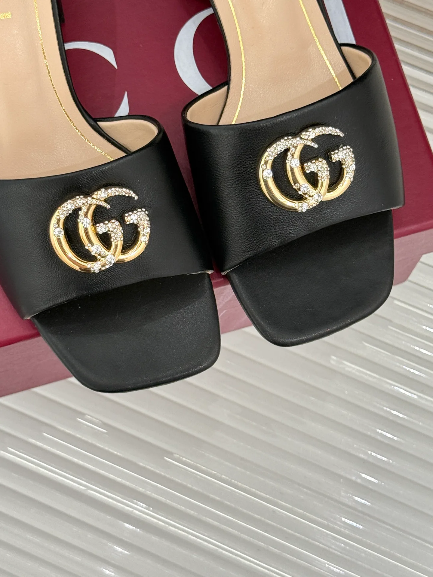 Шлепанцы Женские Gucci 21959