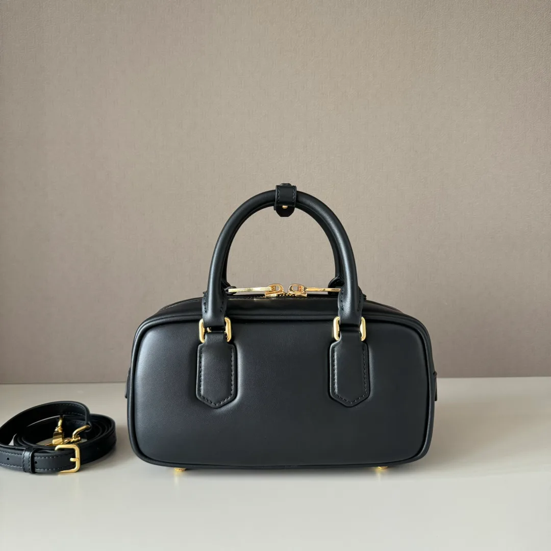 Сумки На Ремне Женские Miu Miu 1064547