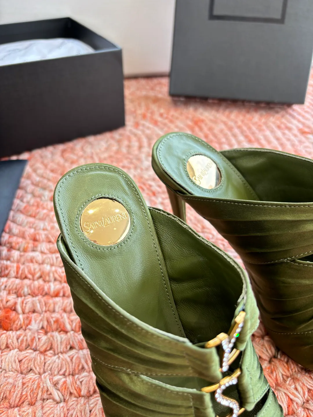 Босоножки Женские Saint Laurent 10211616