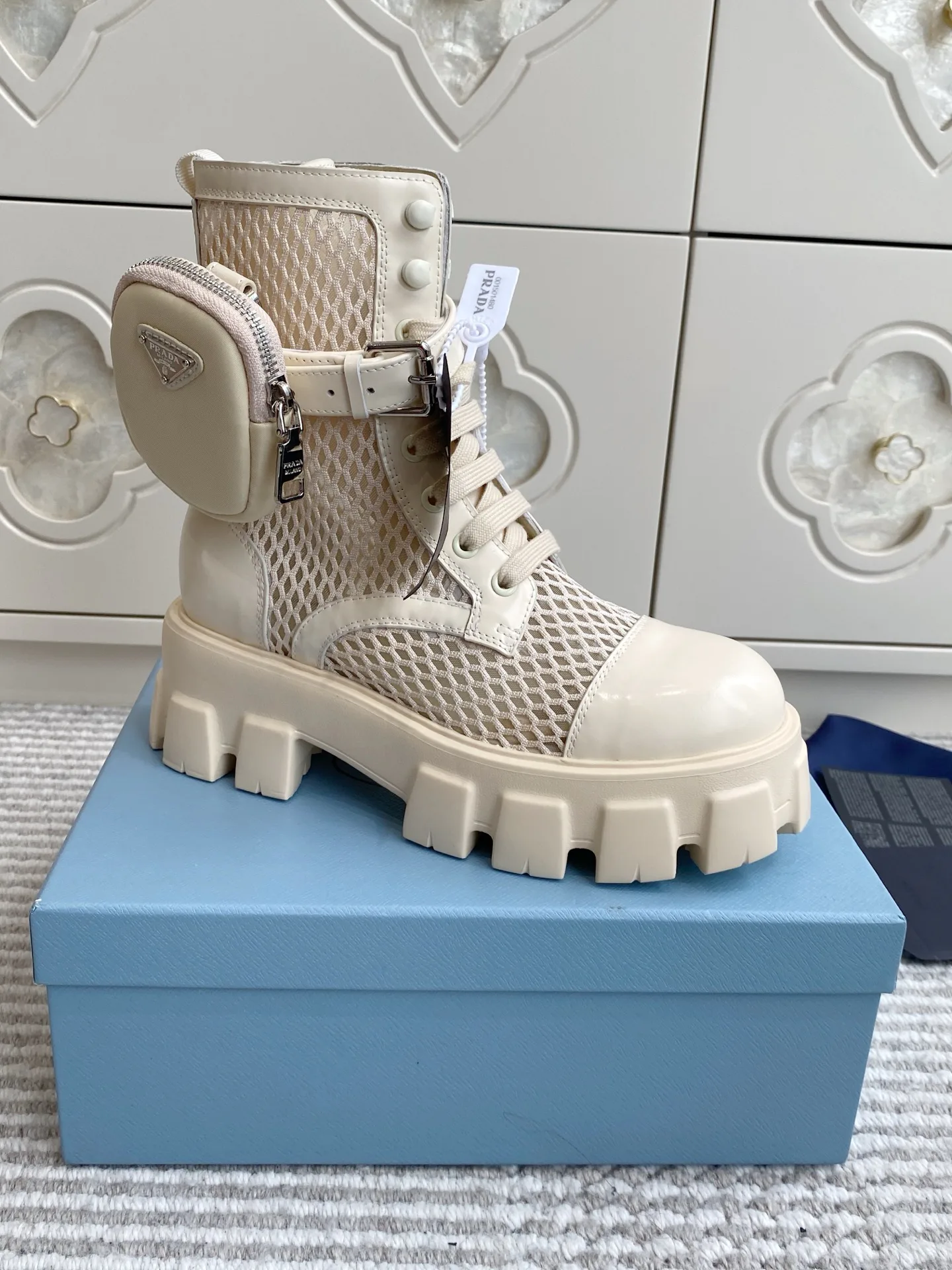 Ботинки Женские Prada 13351331