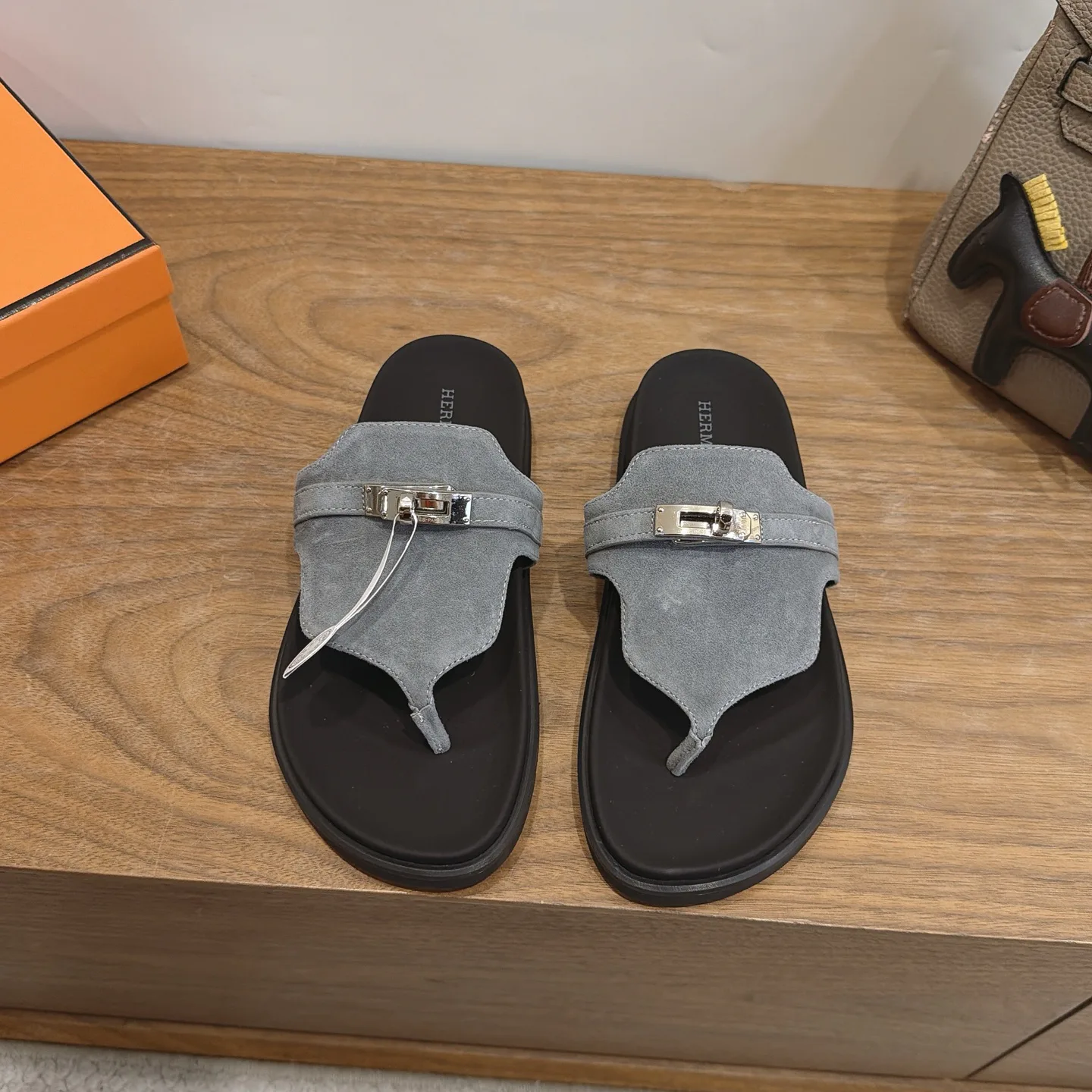 Шлепанцы Женские Hermes 17014859