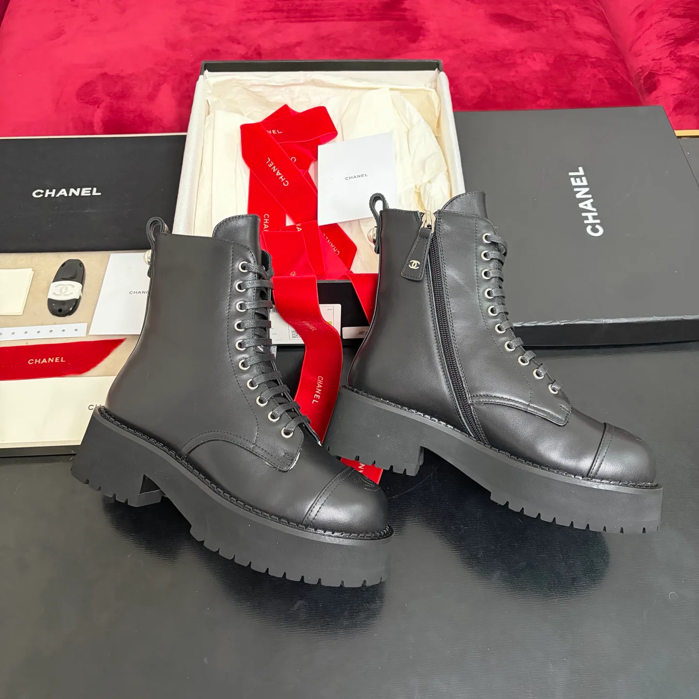 Ботинки Женские Chanel 19721661
