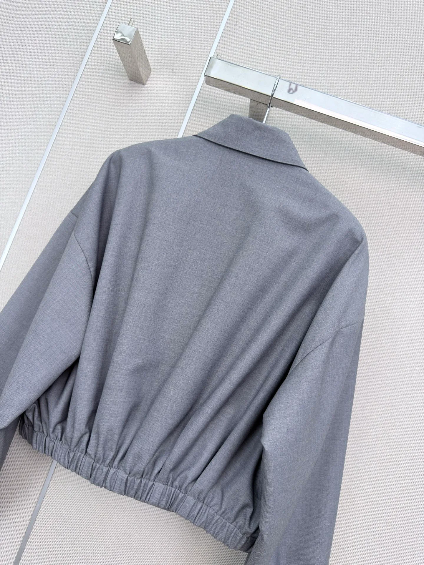 Куртки И Пуховики Женские Prada 18877927