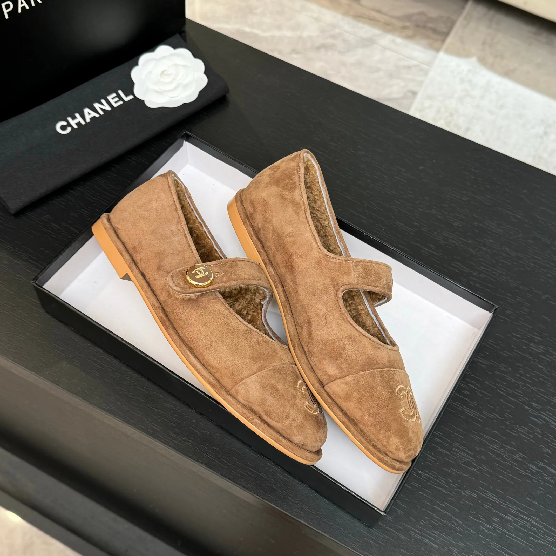 Туфли Женские Chanel 18216492