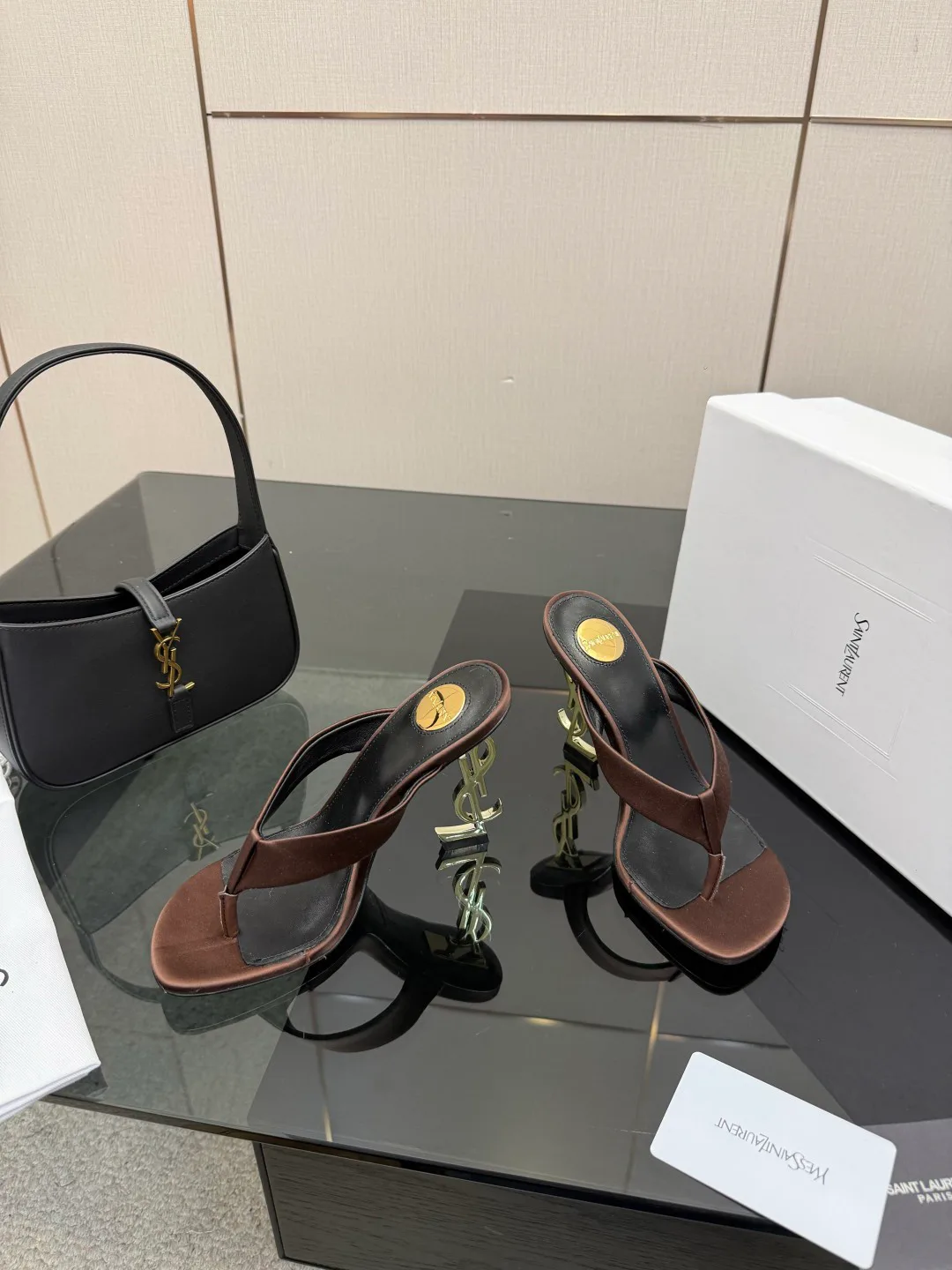 Босоножки Женские Saint Laurent 9632692