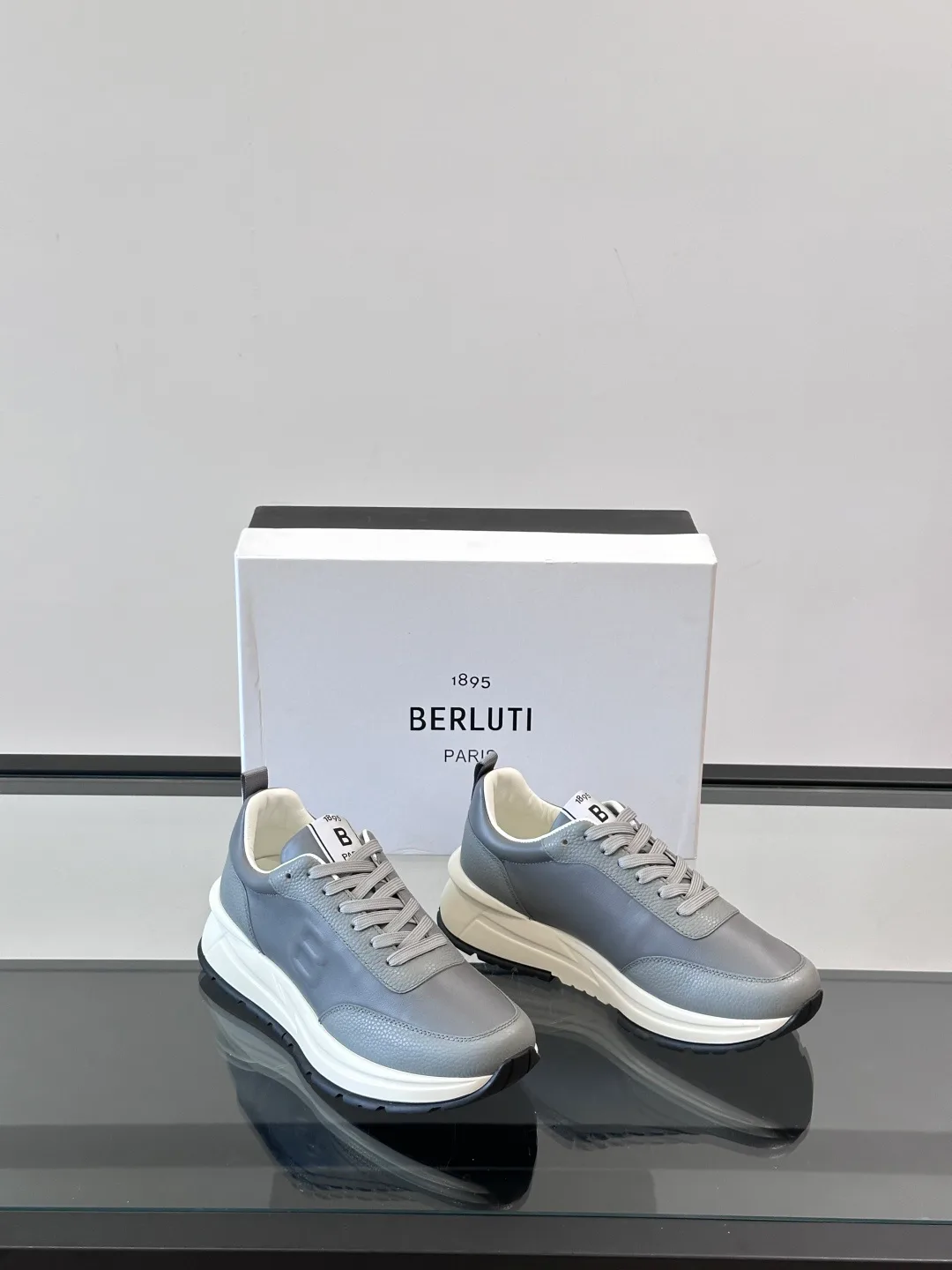 Кроссовки Мужские Berluti 18277783