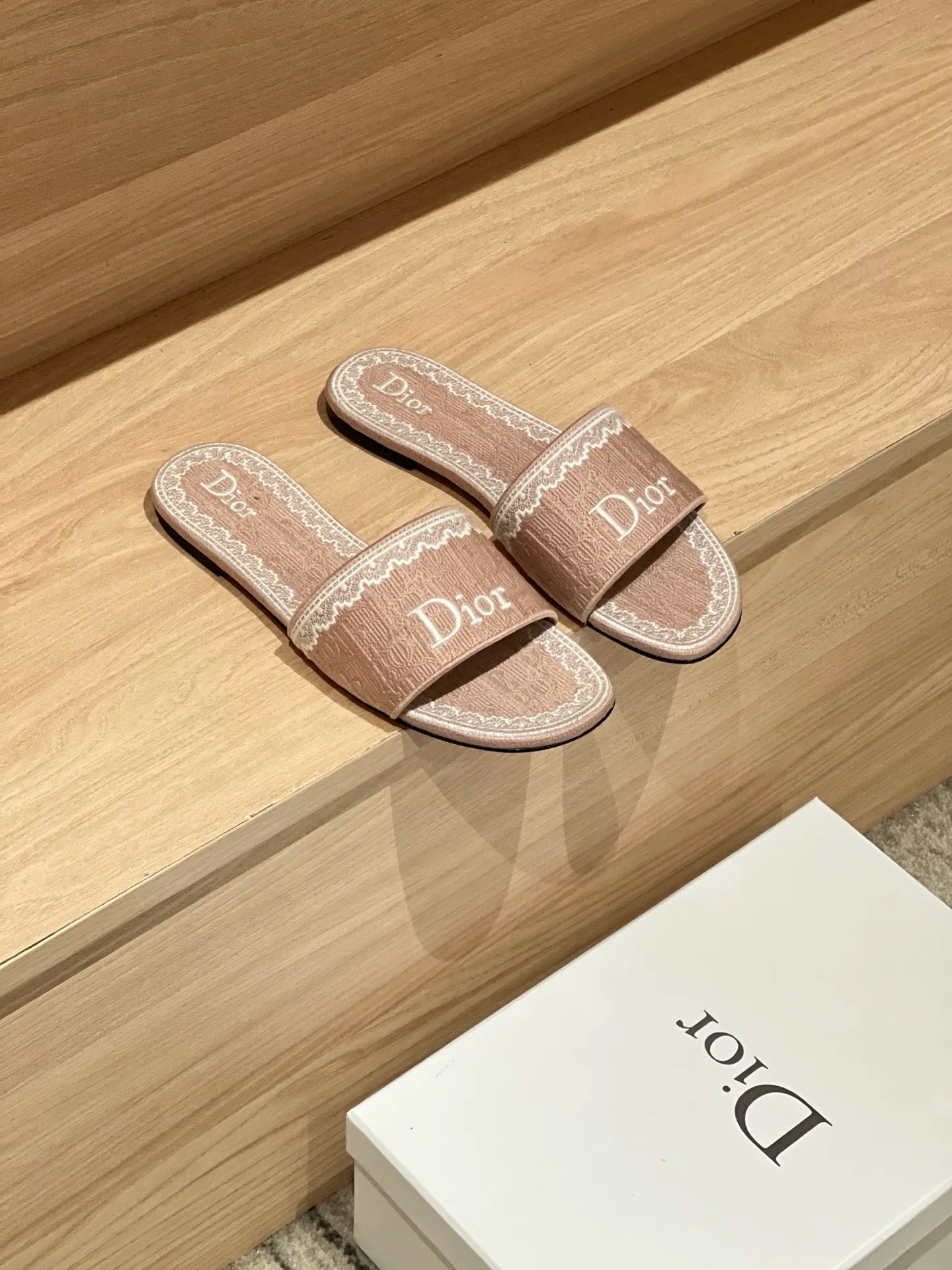 Шлепанцы Женские Christian Dior 13556776