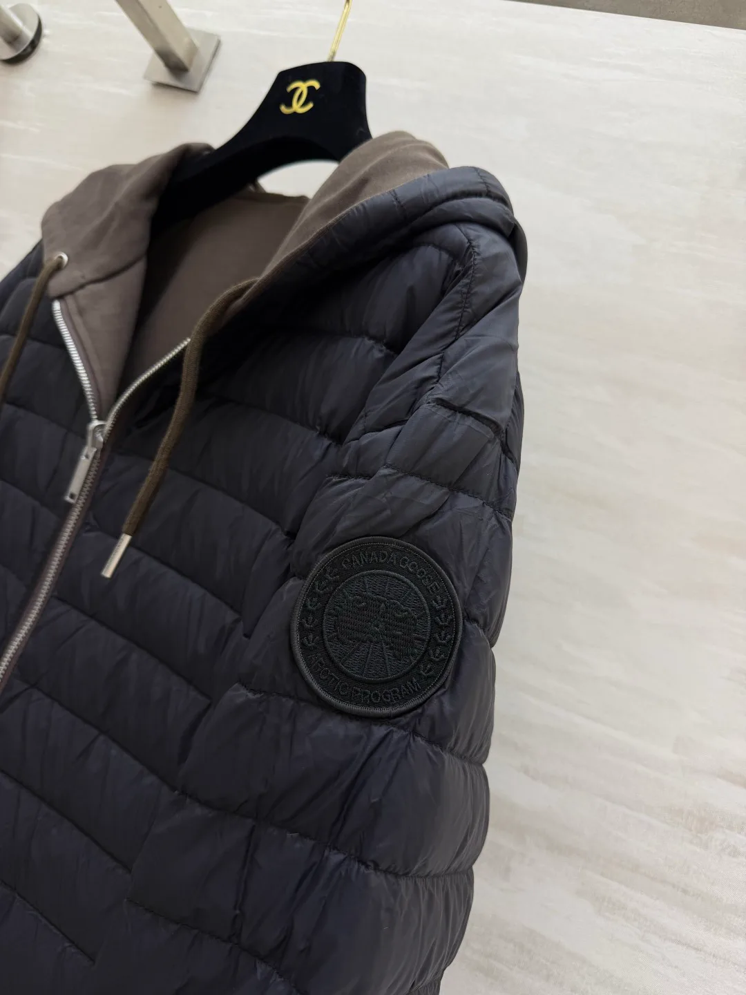 Куртки И Пуховики Женские Canada Goose 18276897