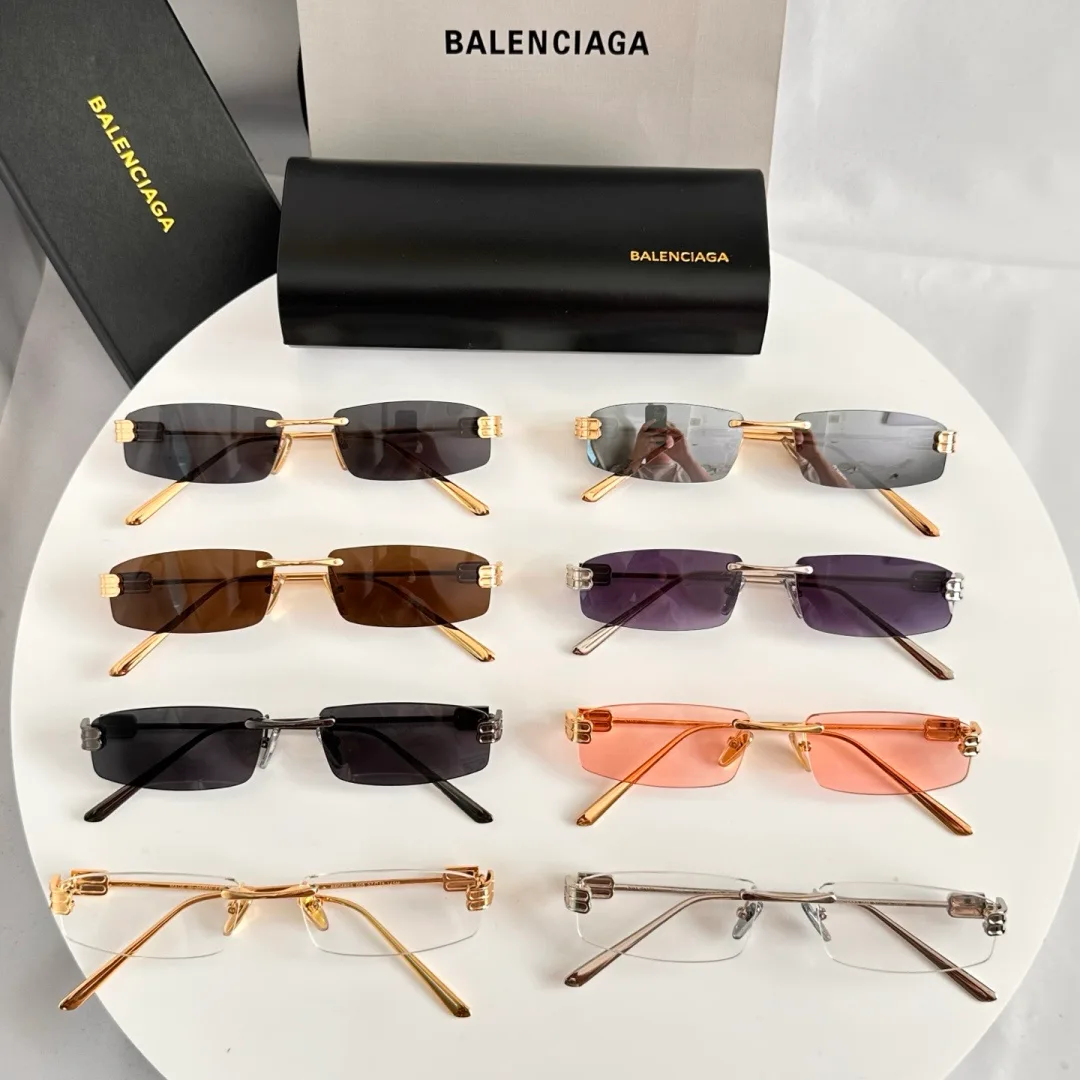 Очки Balenciaga 17546255