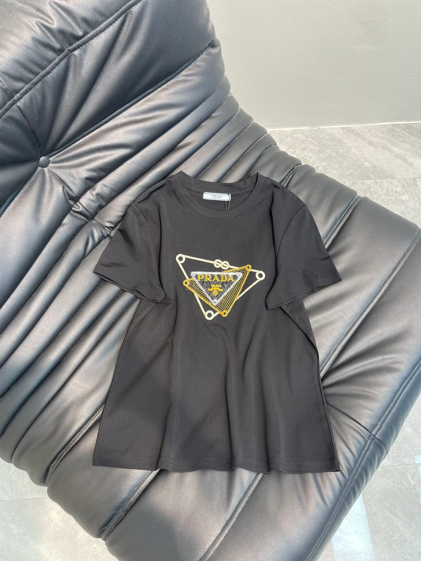 Футболки Женские Prada 25284