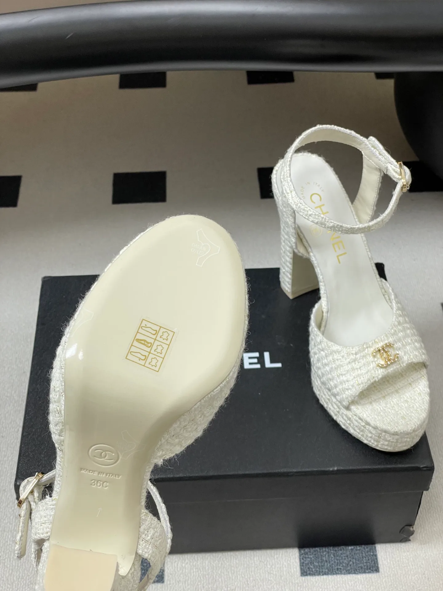 Босоножки Женские Chanel 13343876