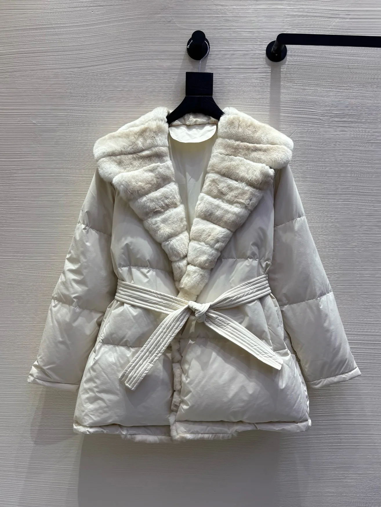 Куртки И Пуховики Женские Max Mara 562311