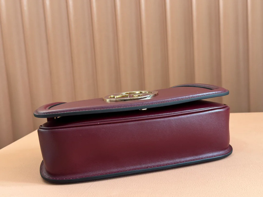 Классические Сумки Женские Gucci 17449043