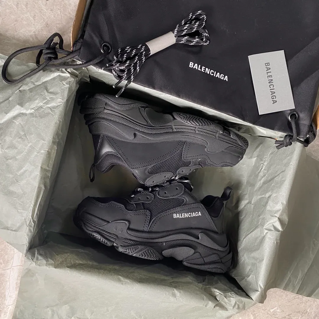Кроссовки Женские Balenciaga 4439976