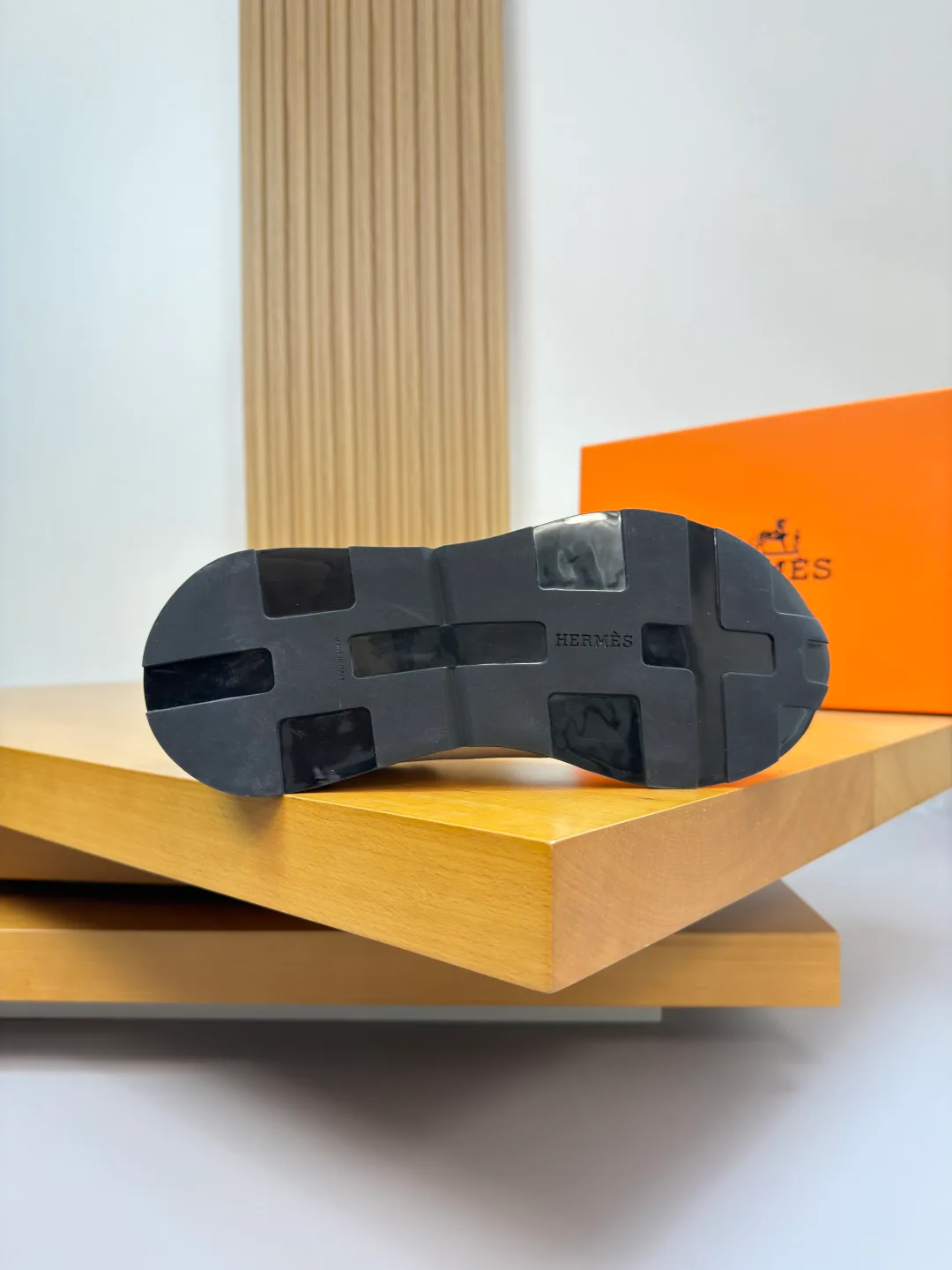 Кроссовки Мужские Hermes 2389675