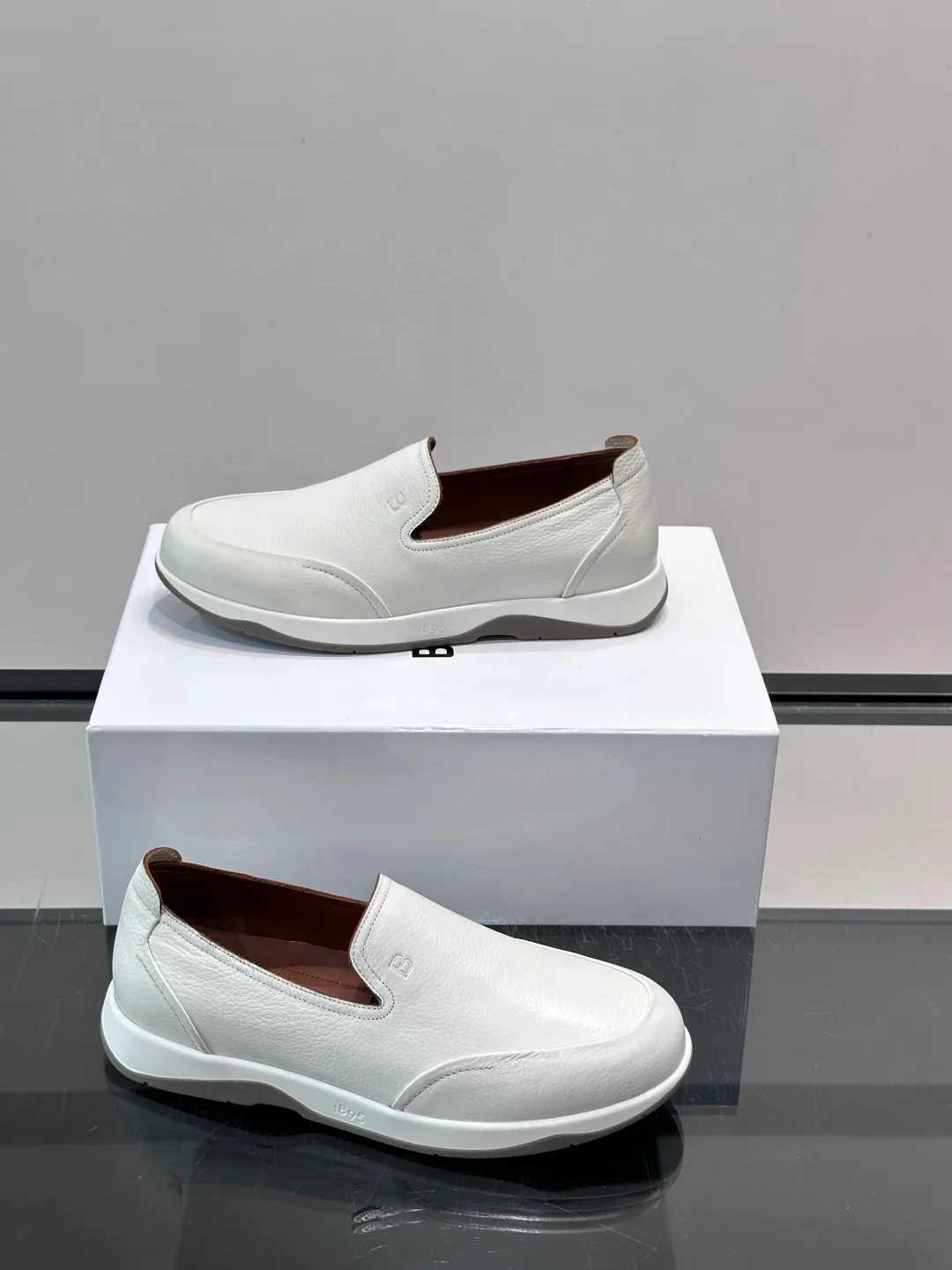 Кроссовки Мужские Berluti 17466982