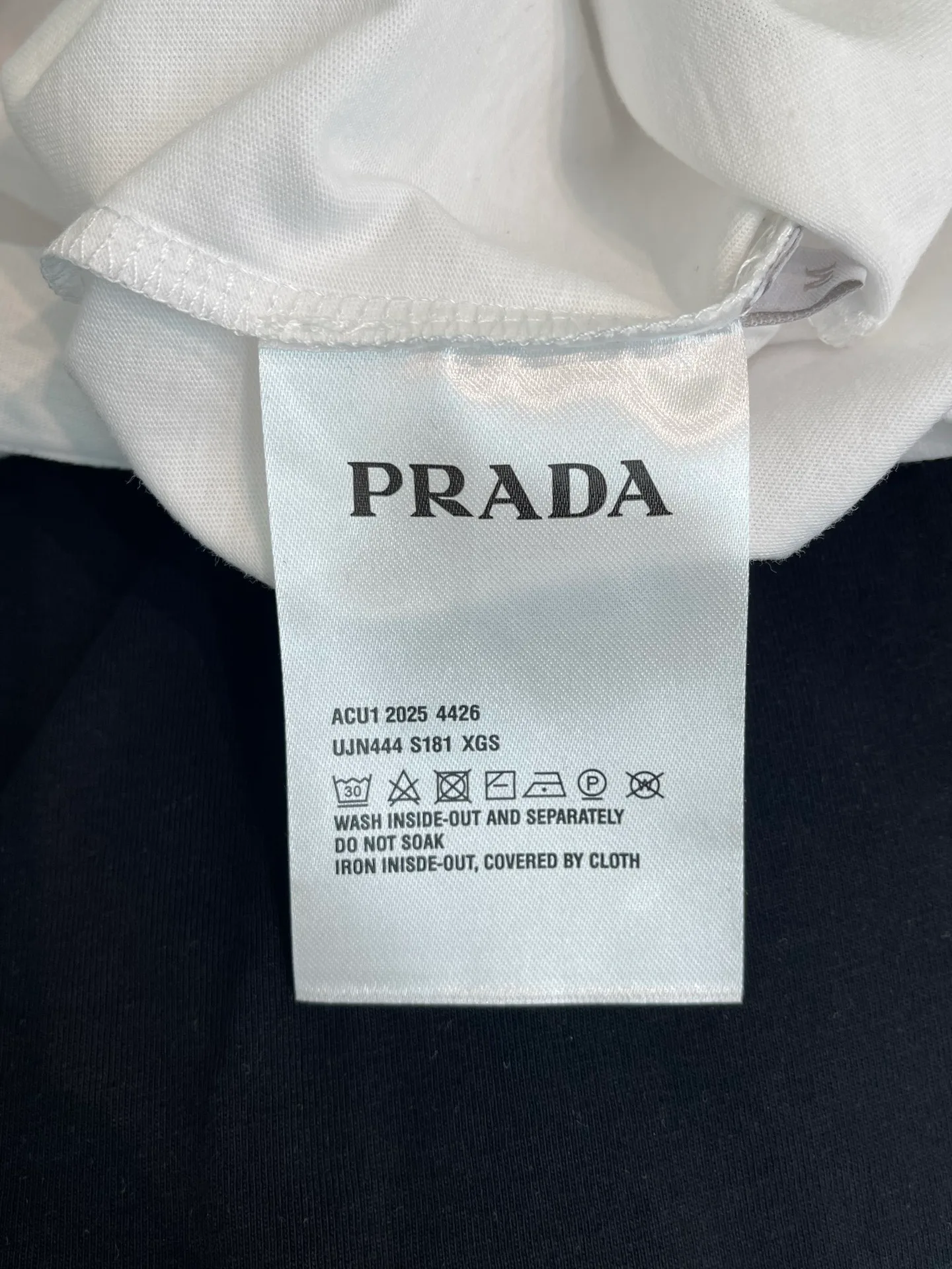 Футболки Женские Prada 12015098