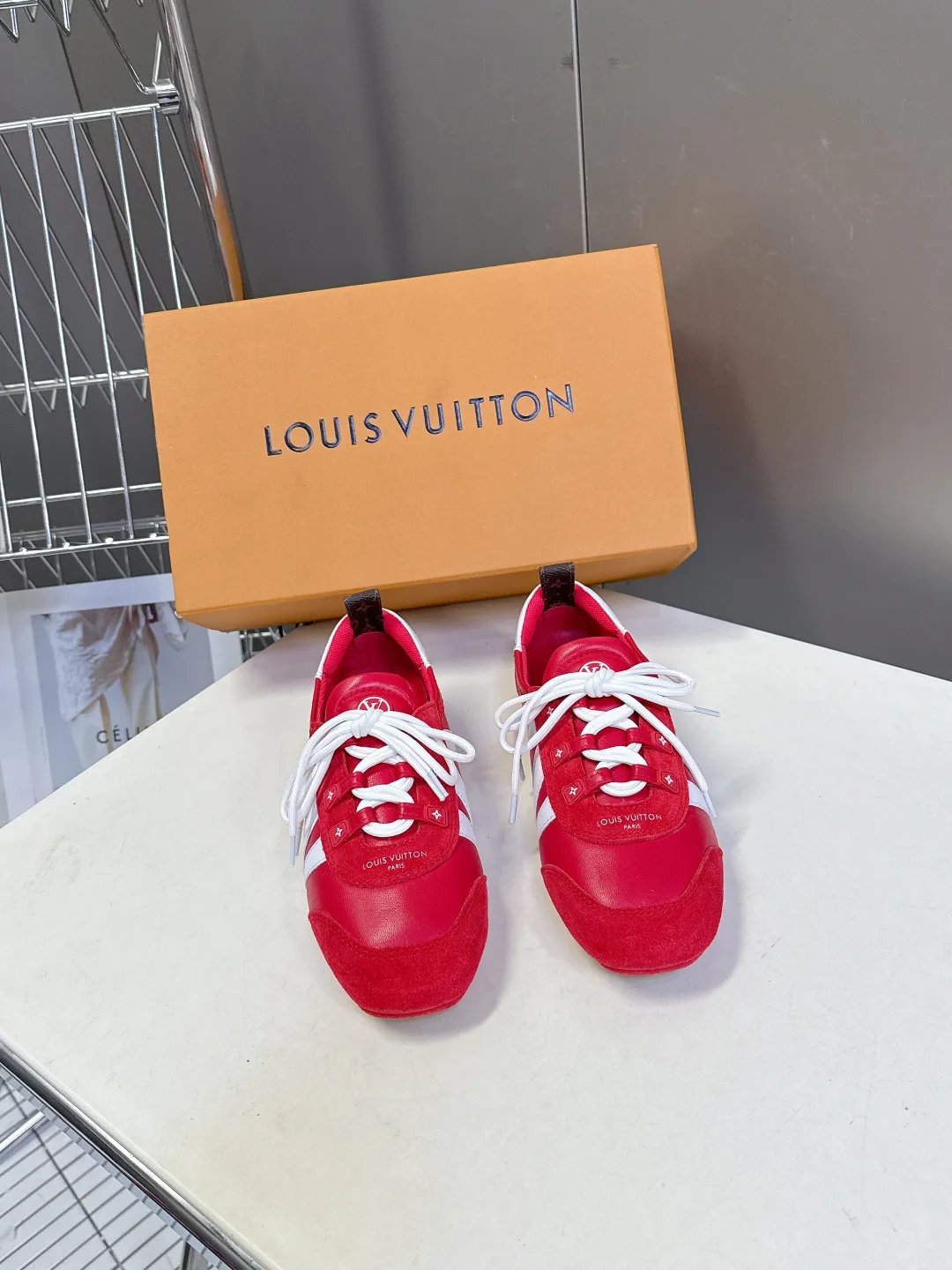 Кроссовки Женские Louis Vuitton 1480743