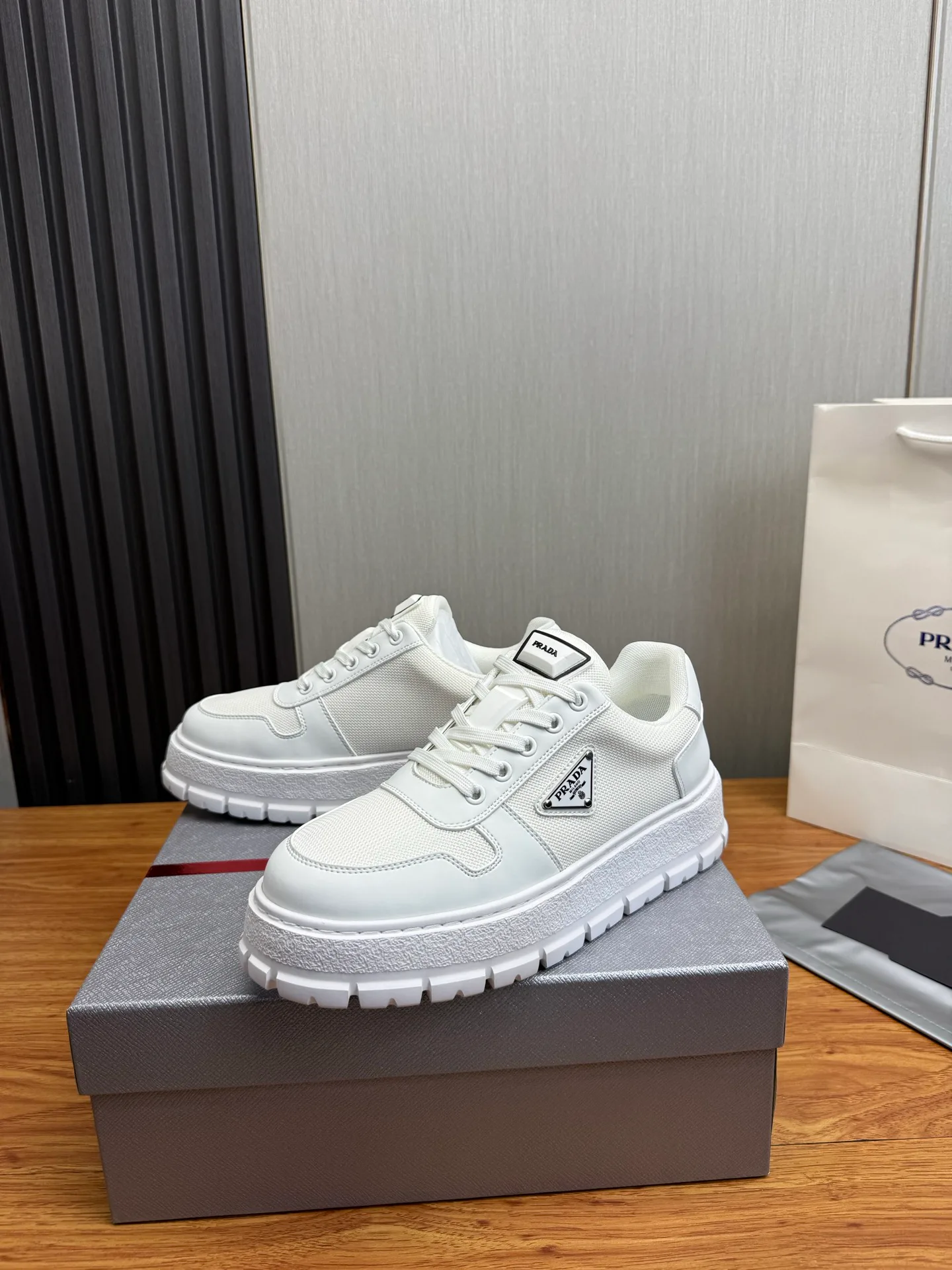 Лоферы И Туфли Мужские Prada 13537376