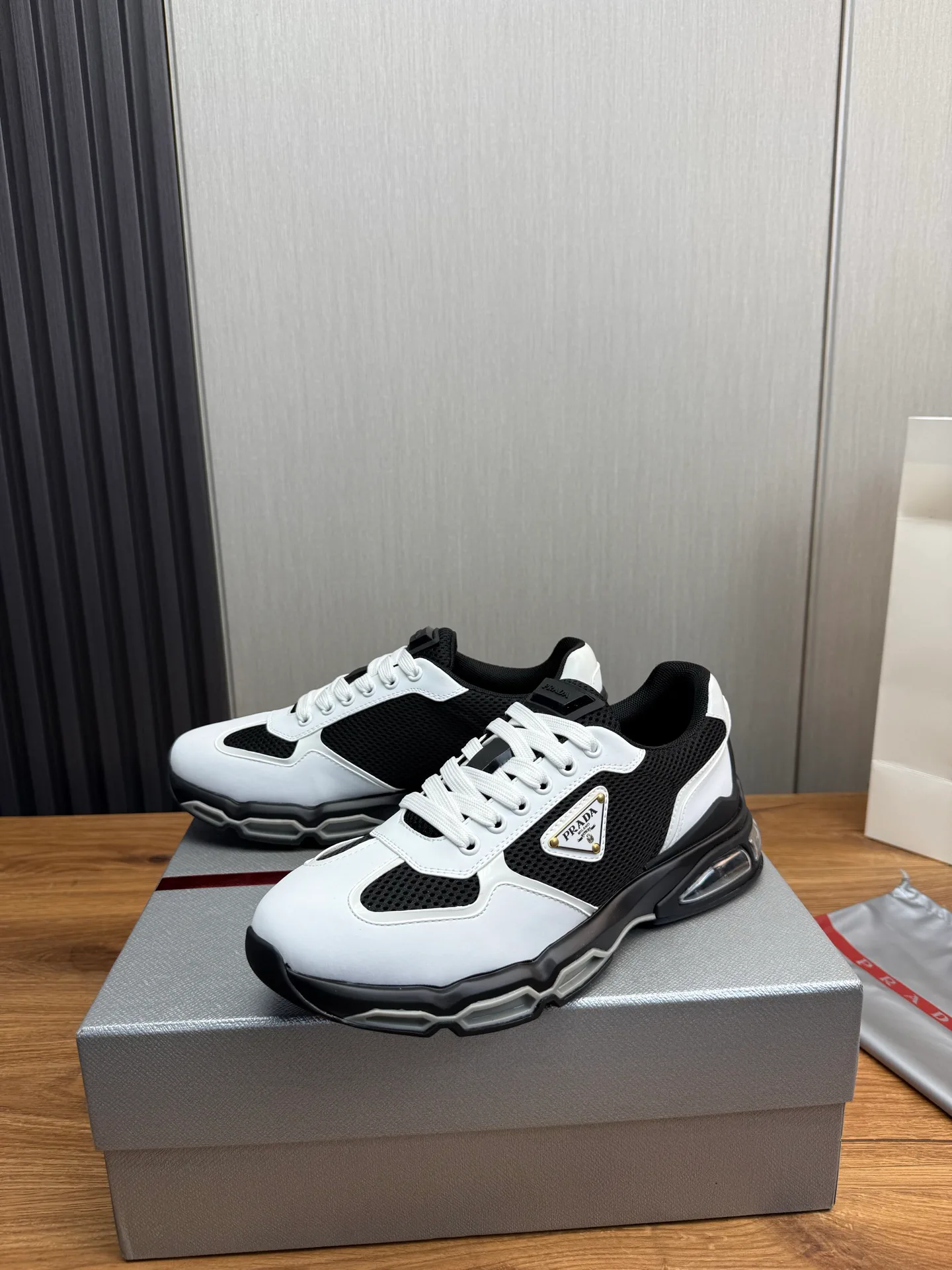 Кроссовки Мужские Prada 72002