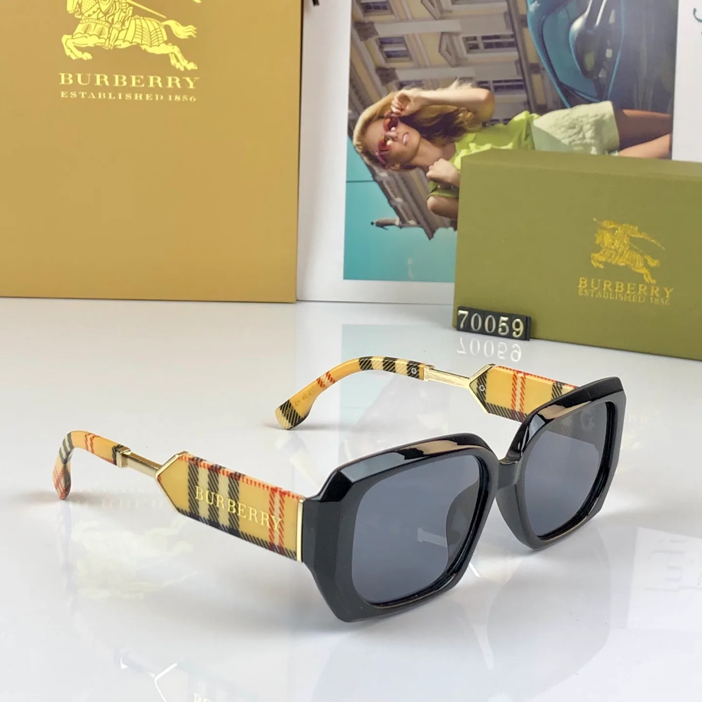 Очки Burberry 13135773