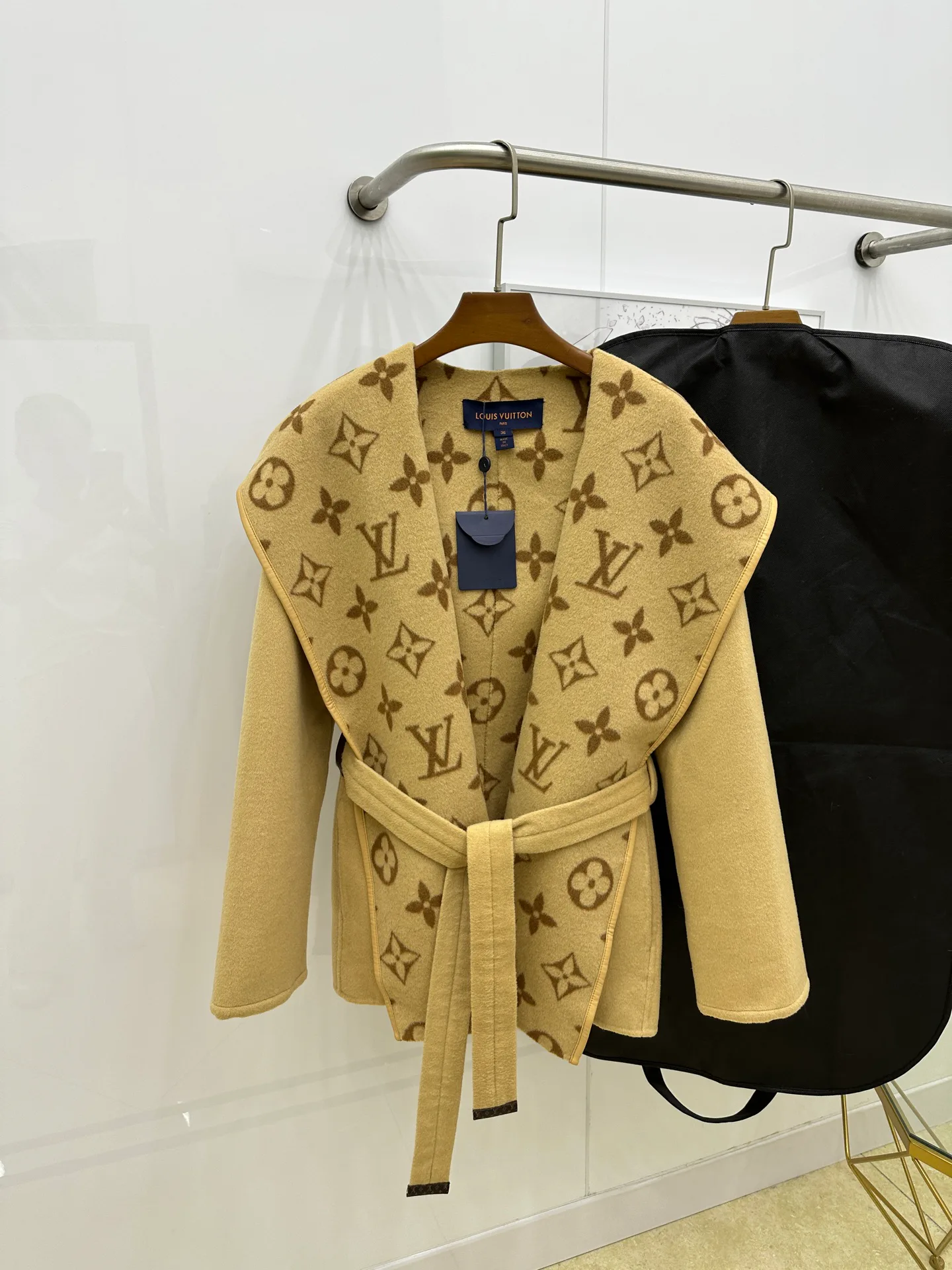 Пальто Женские Louis Vuitton 793743