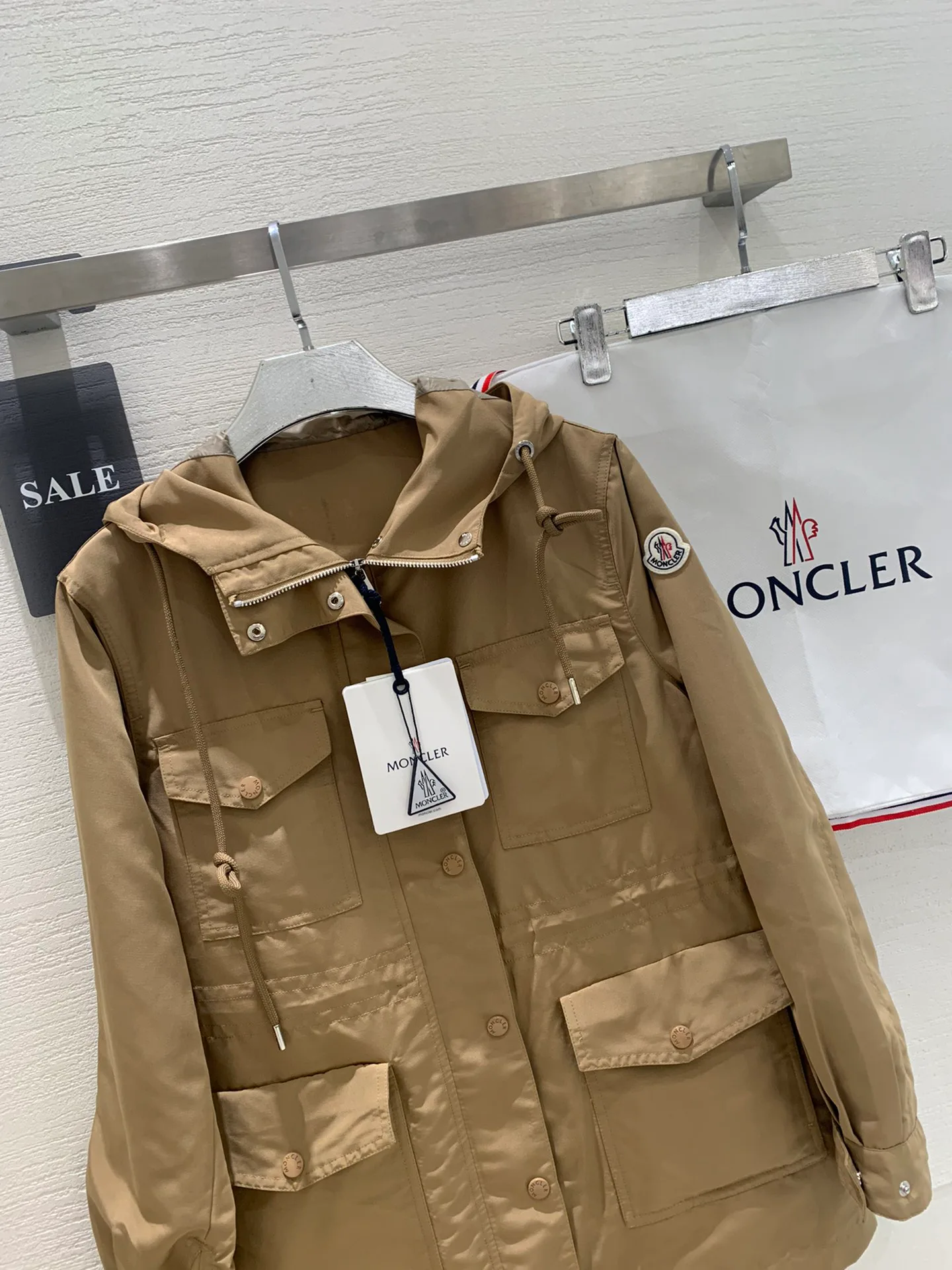 Куртки И Пуховики Женские Moncler 22548