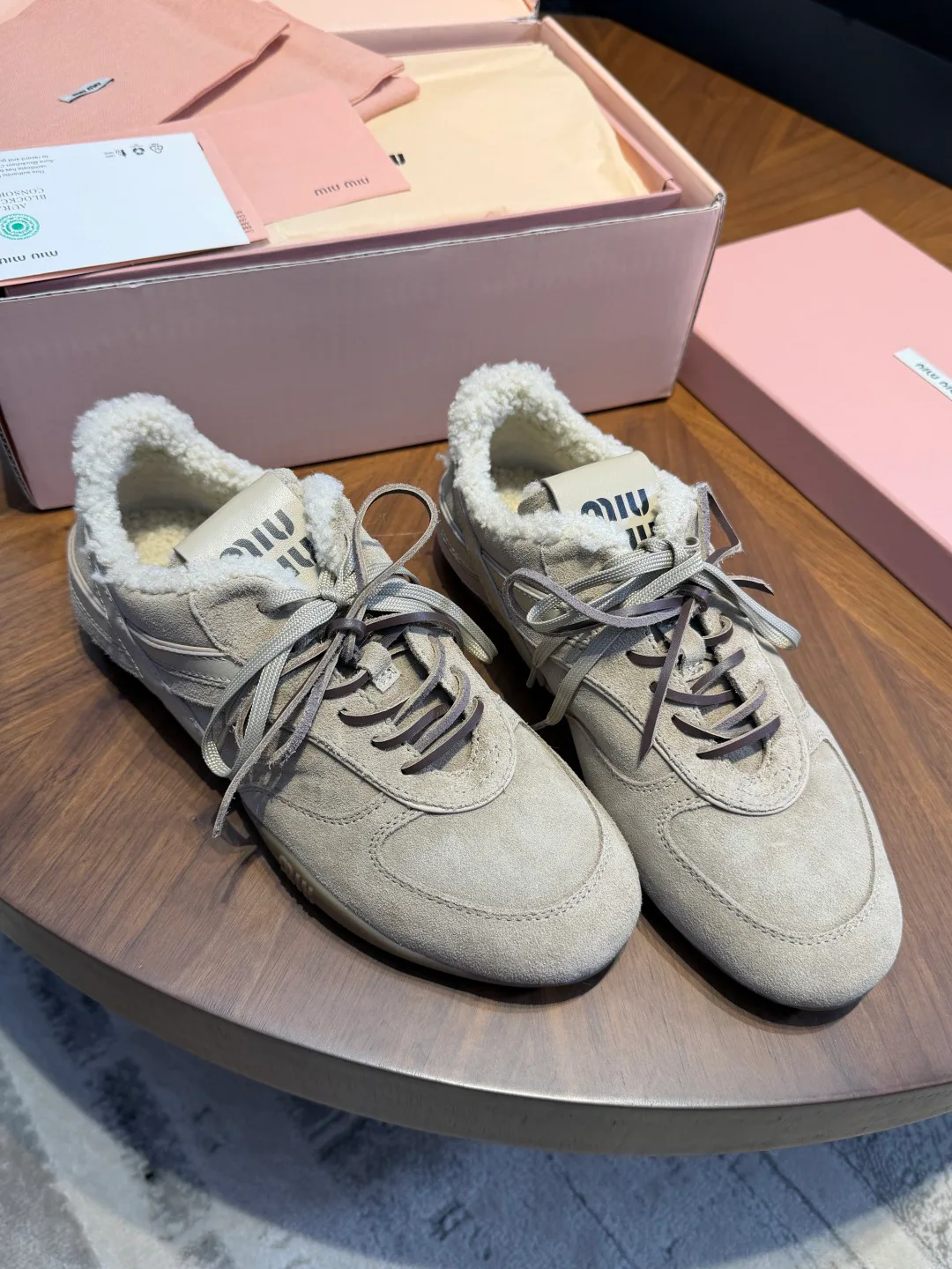 Кроссовки Женские Miu Miu 18267464