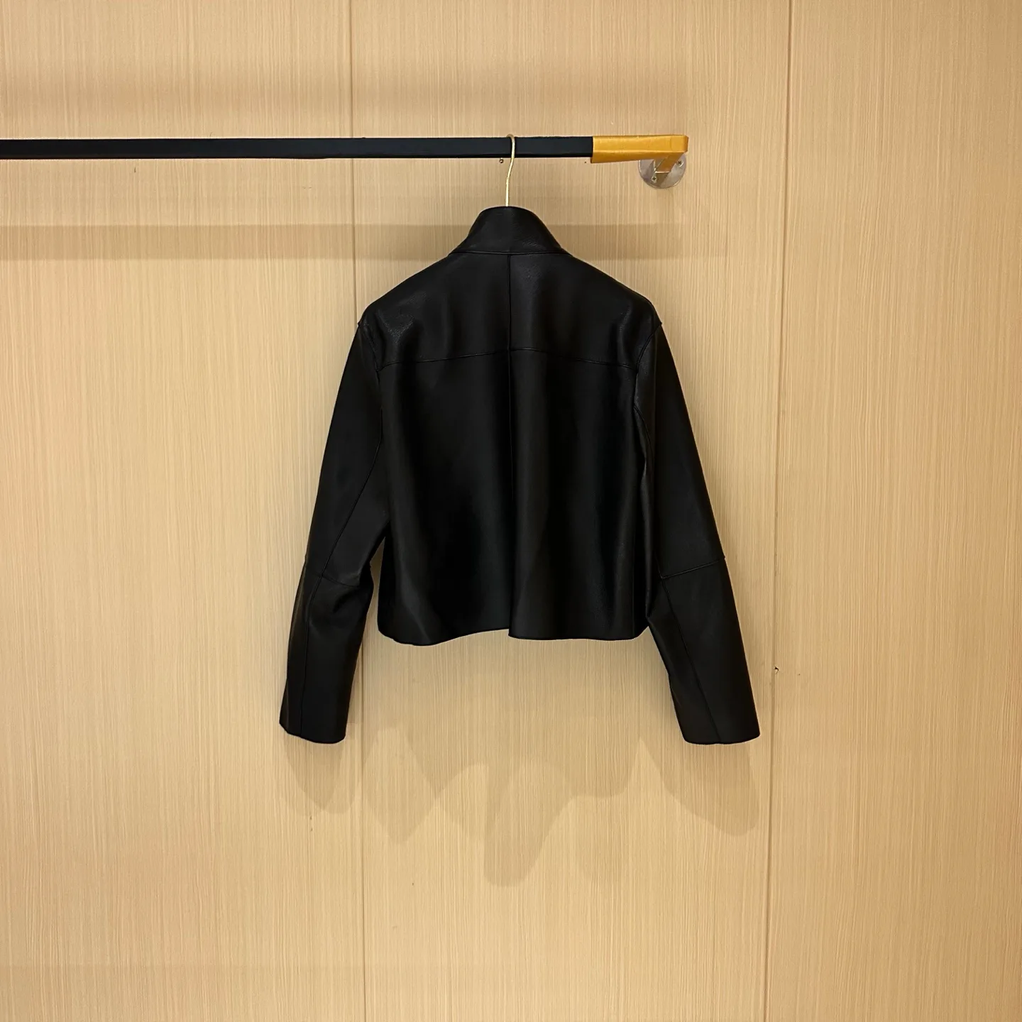 Кожаные Куртки И Дублёнки Женские Hermes 11007733