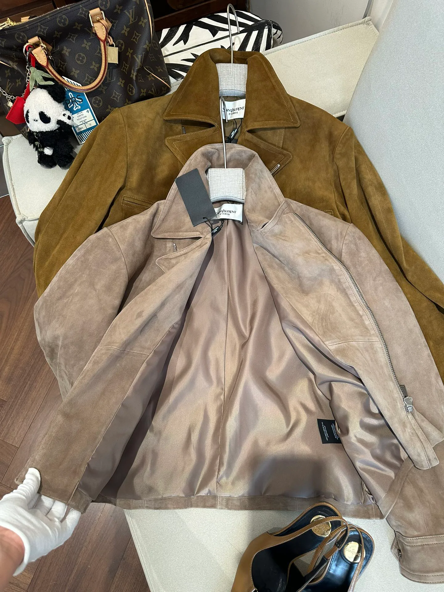 Кожаные Куртки И Дублёнки Женские Saint Laurent 11786231