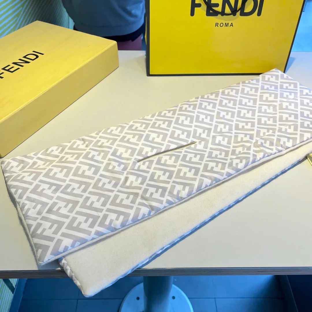 Шарфы Fendi 412291
