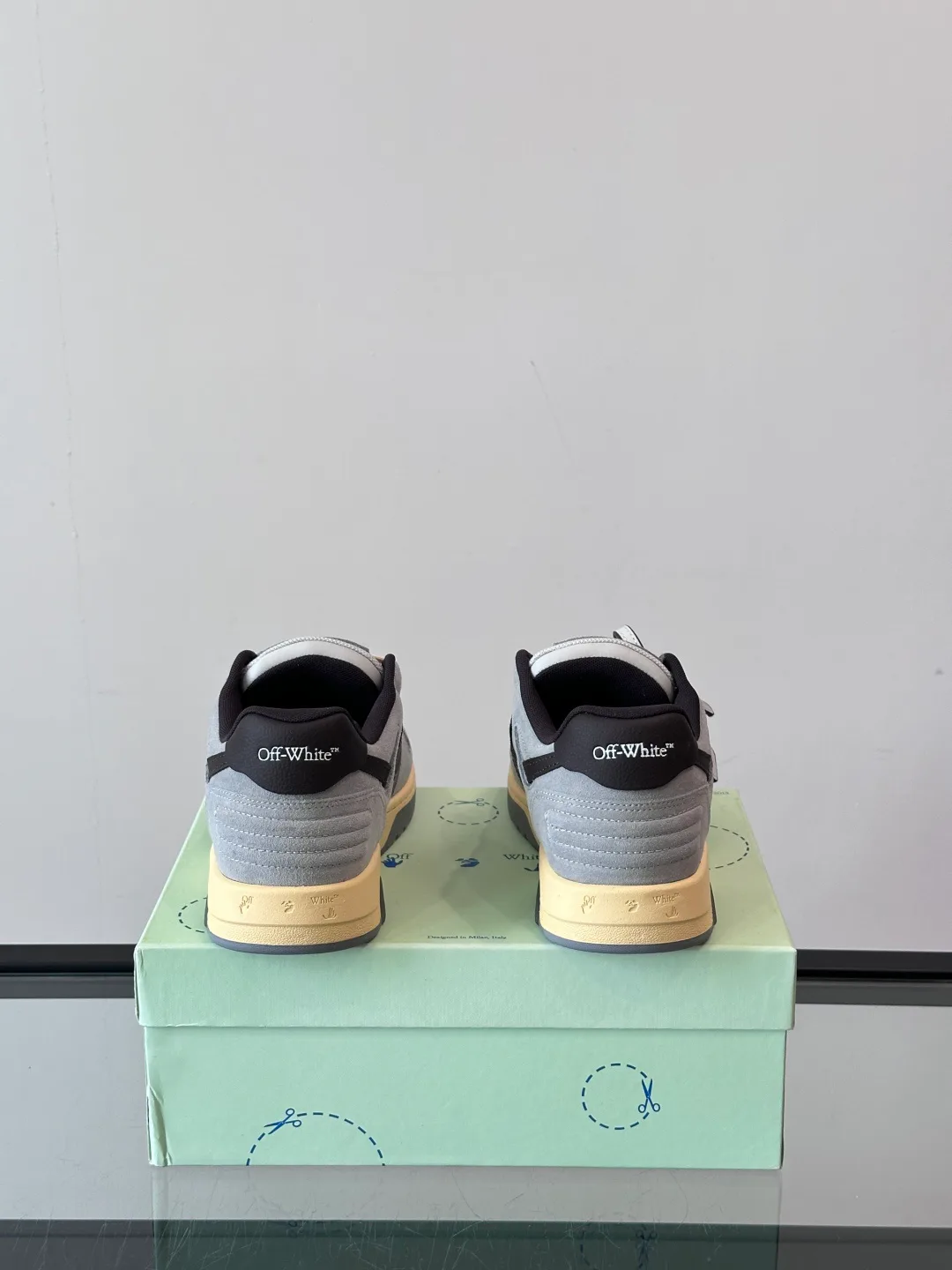 Кроссовки Женские Off-White 1142178