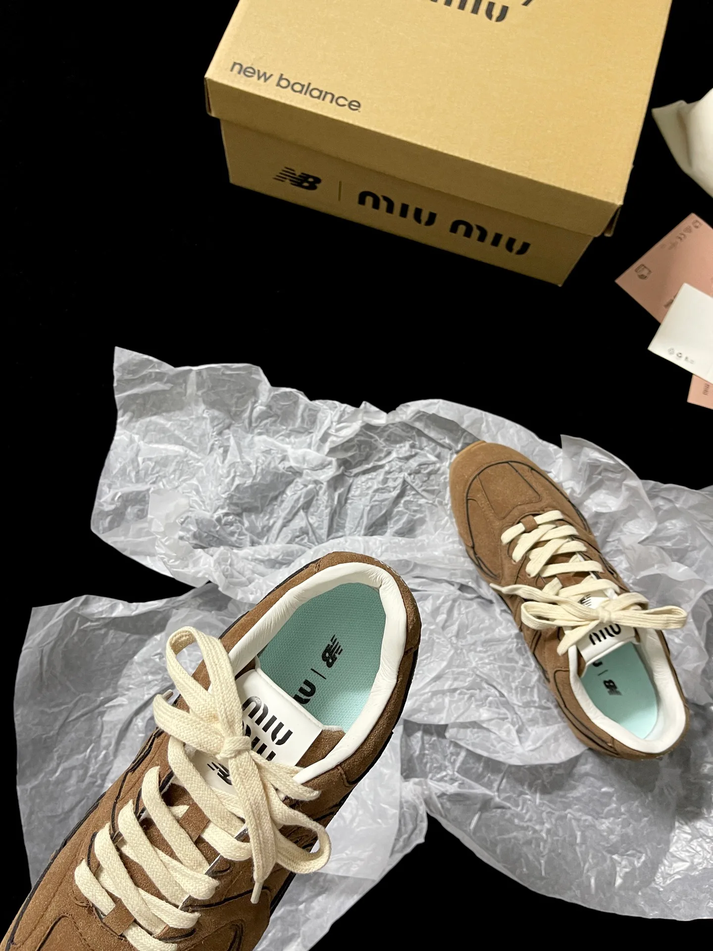 Кроссовки Женские Miu Miu 13411