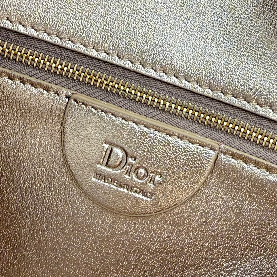 Классические Сумки Женские Christian Dior 18116282