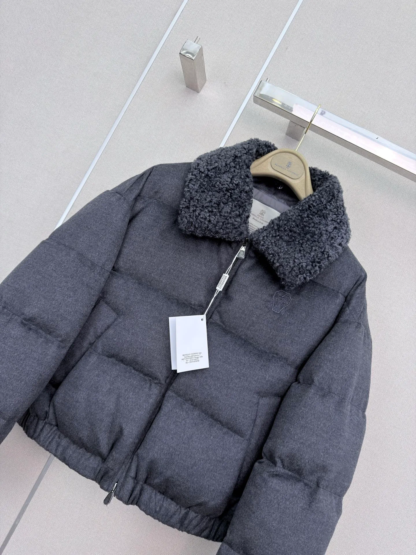 Куртки И Пуховики Женские Brunello Cucinelli 18185771