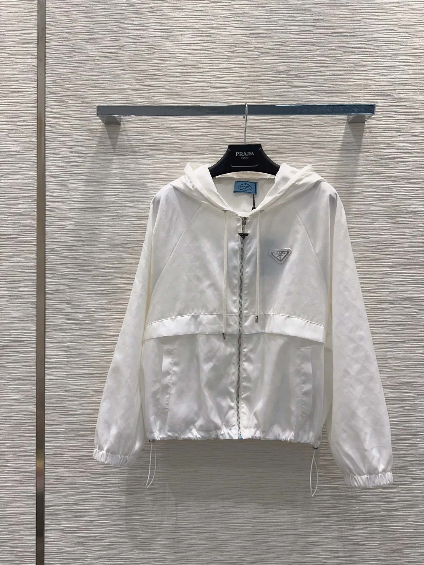 Куртки И Пуховики Женские Prada 12365852