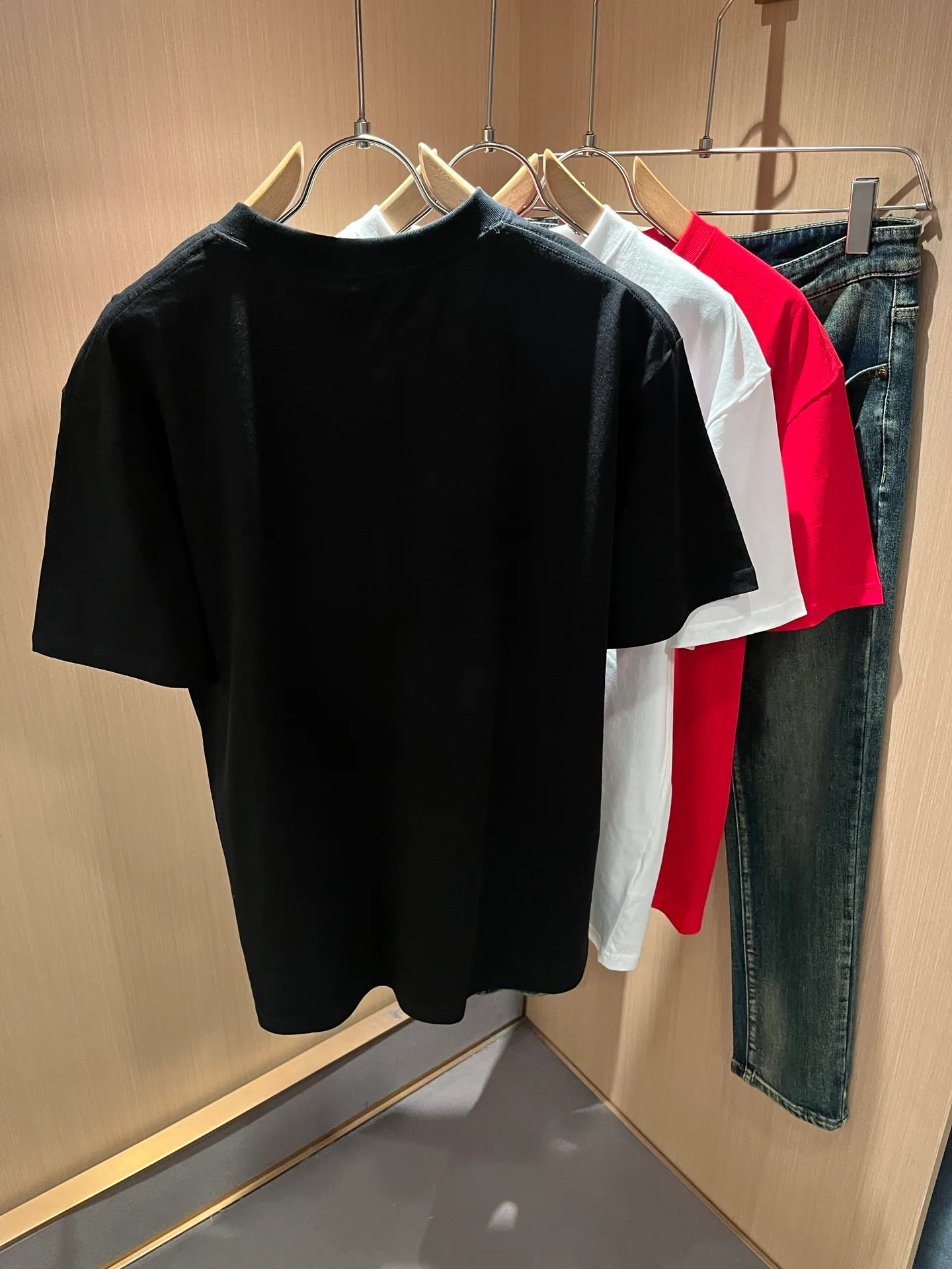 Футболки Женские Gucci 869427