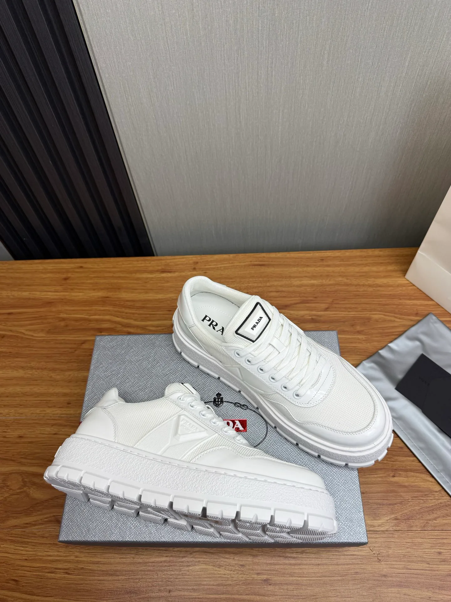 Лоферы И Туфли Мужские Prada 13537379