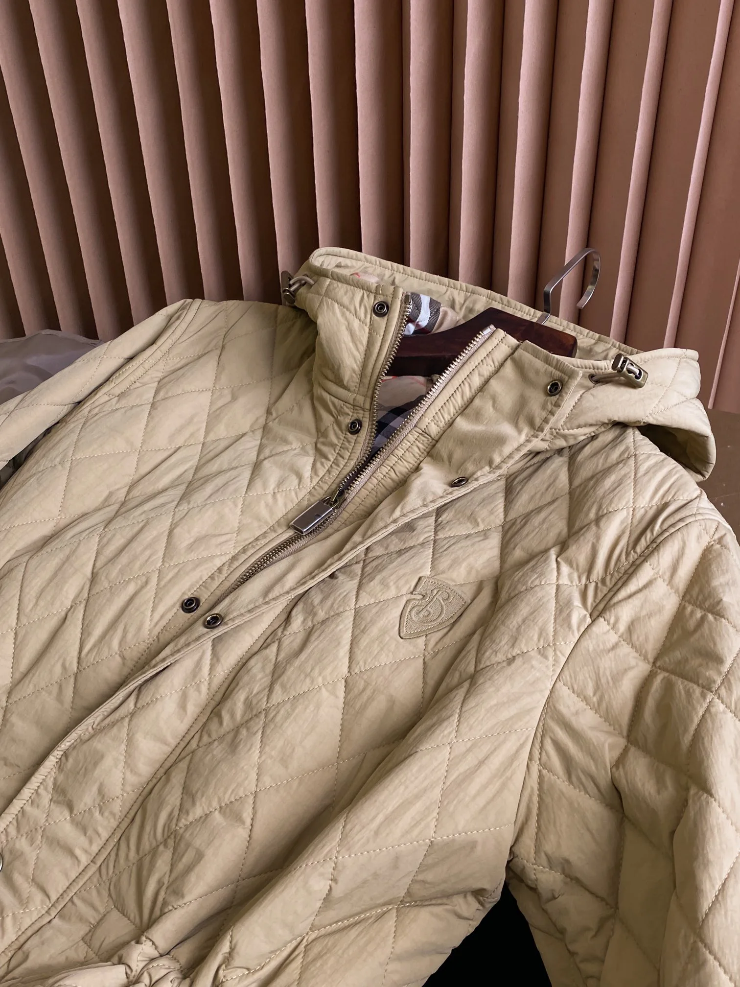 Куртки И Пуховики Женские Burberry 18206350