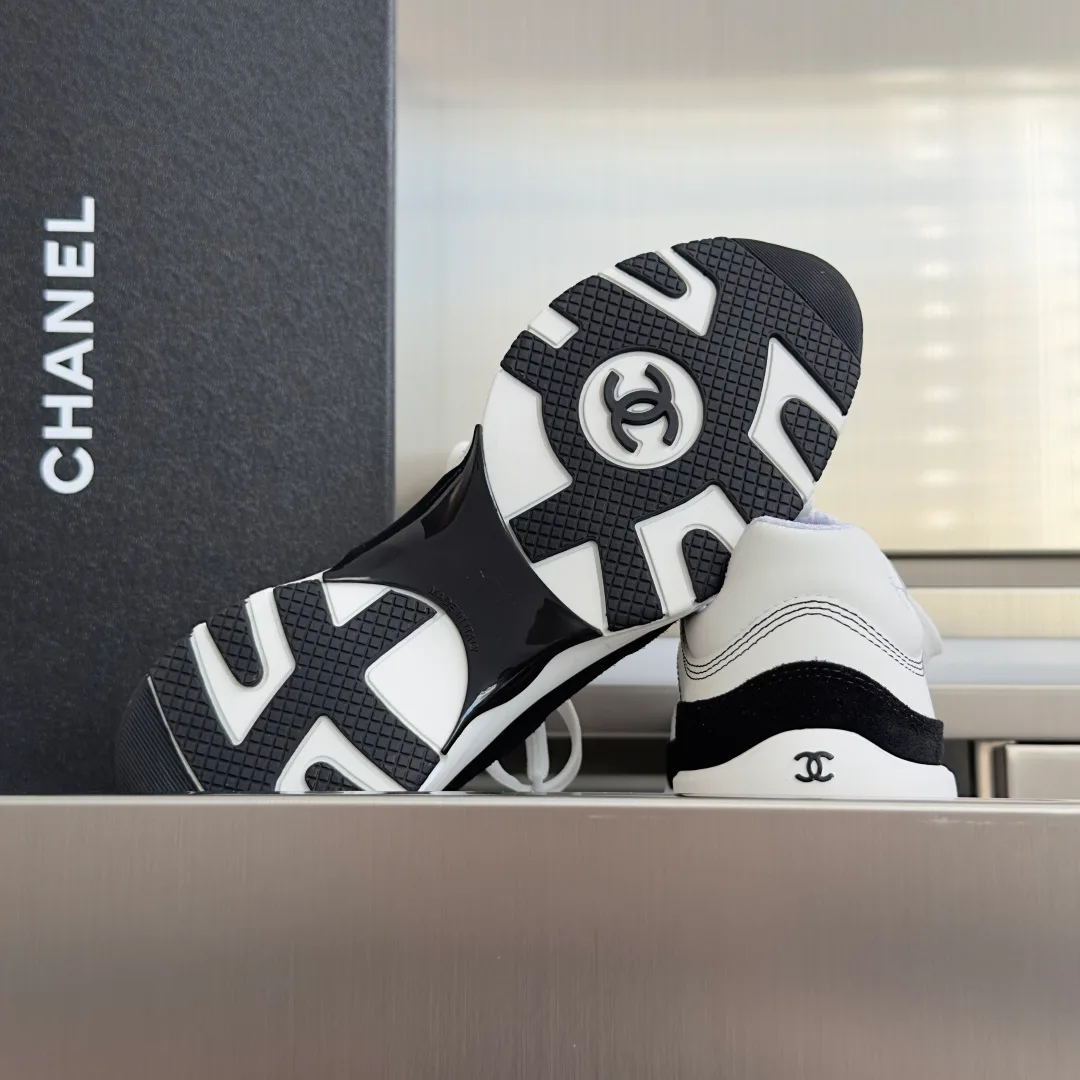 Кроссовки Женские Chanel 11463161