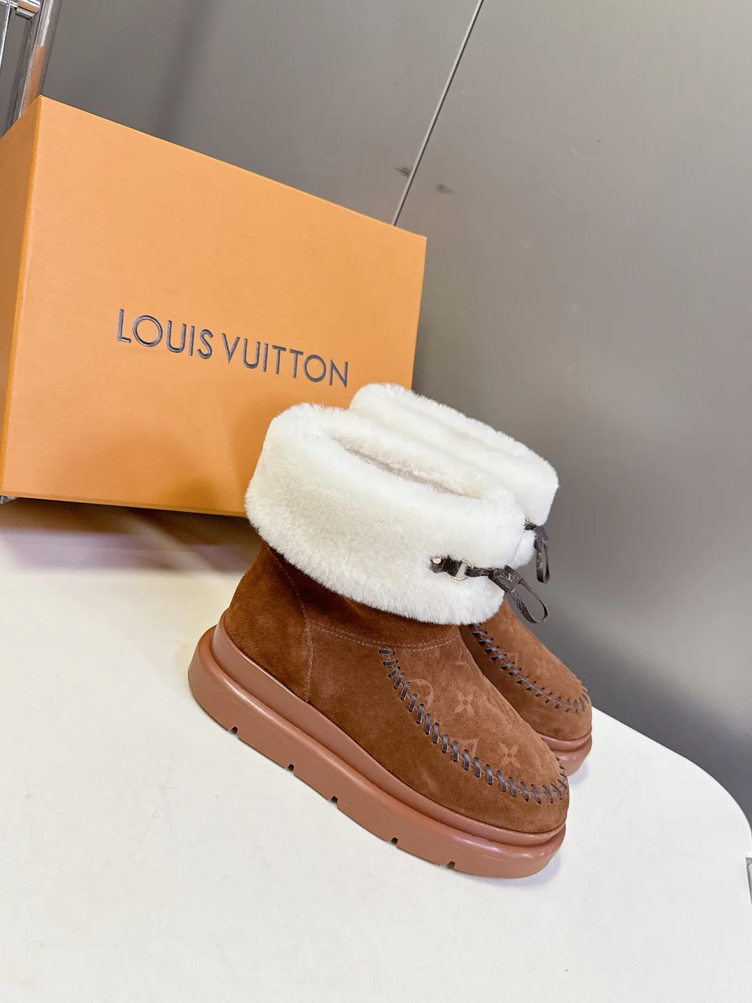 Угги Женские Louis Vuitton 244103