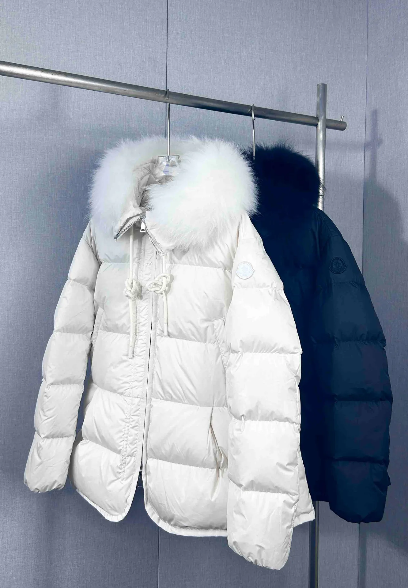 Куртки И Пуховики Женские Moncler 19648624