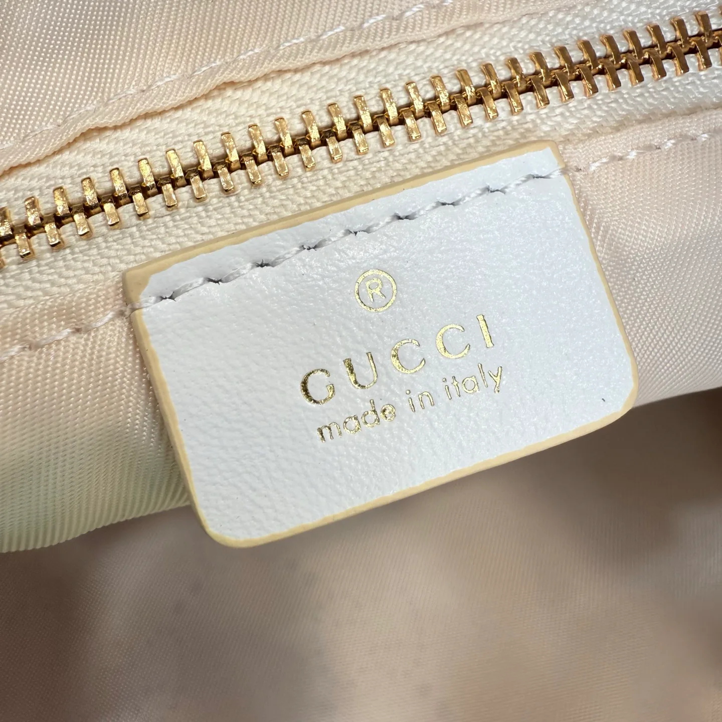 Классические Сумки Женские Gucci 17872501