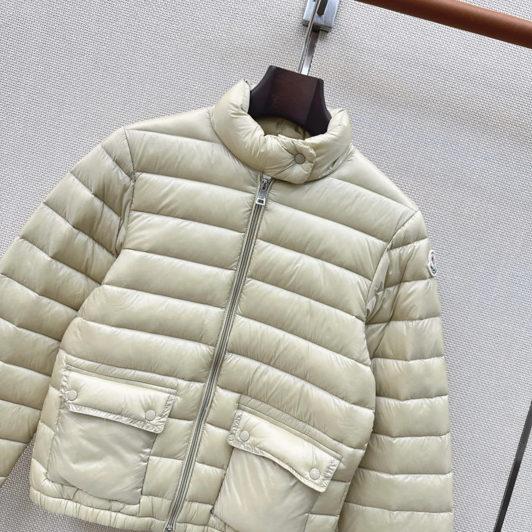 Куртки И Пуховики Женские Moncler 18094490