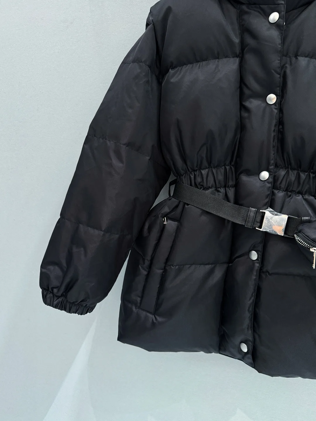 Куртки И Пуховики Женские Prada 19341863