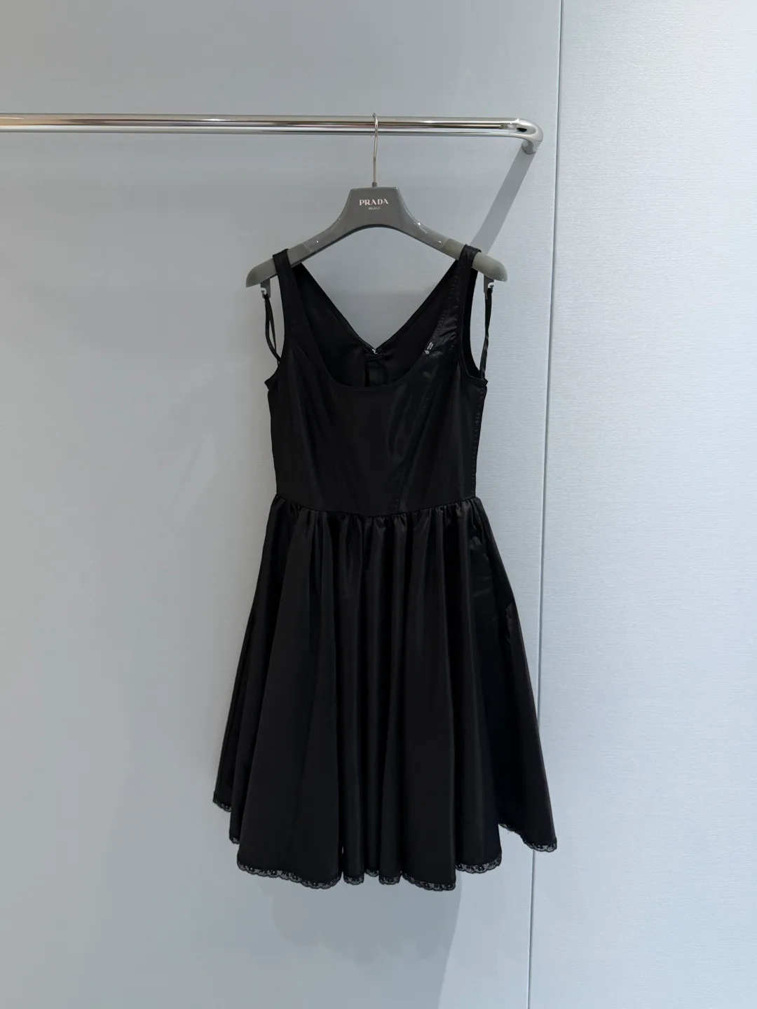 Платья Женские Prada 17771220